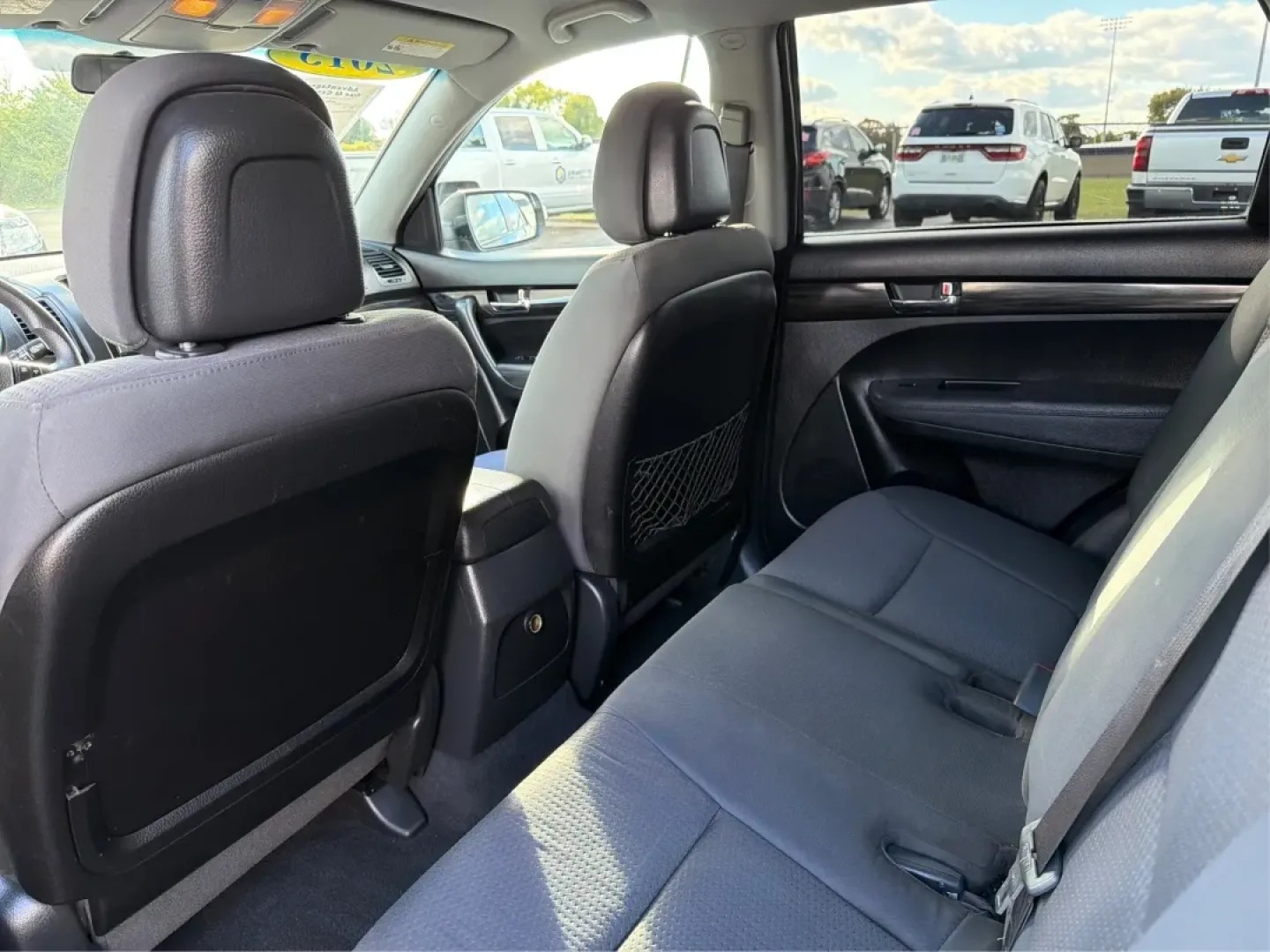 2013 Kia Sorento LX (5XYKT3A15DG) with an 2.4L I-4 DOHC engine, located at 4508 South Dixie Dr, Moraine, OH, 45439, (937) 908-9800, 39.689976, -84.218452 - **Adventure Awaits with the 2013 Kia Sorento LX at Advantage Car and Credit - Moraine!**<br /> <br /> Are you ready for your next family road trip or weekend adventure? The 2013 Kia Sorento LX is the perfect SUV that offers comfort, versatility, and reliability for any lifestyle. Whether you're navi - Photo#10