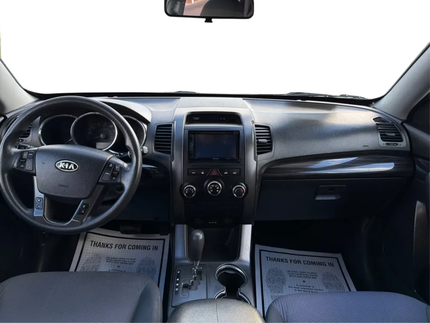 2013 Kia Sorento LX (5XYKT3A15DG) with an 2.4L I-4 DOHC engine, located at 4508 South Dixie Dr, Moraine, OH, 45439, (937) 908-9800, 39.689976, -84.218452 - **Adventure Awaits with the 2013 Kia Sorento LX at Advantage Car and Credit - Moraine!**<br /> <br /> Are you ready for your next family road trip or weekend adventure? The 2013 Kia Sorento LX is the perfect SUV that offers comfort, versatility, and reliability for any lifestyle. Whether you're navi - Photo#19