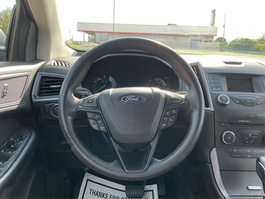 2016 Ford Edge SE (2FMPK4G9XGB) with an EcoBoost 2L I-4 gasoline direct injection engine, located at 1230 East Main St, Xenia, OH, 45385, (937) 908-9800, 39.688026, -83.910172 - Rev up your lifestyle with the perfect blend of style, comfort, and utility that the 2016 Ford Edge SE offers! If you're looking for a reliable SUV that seamlessly fits into your busy life-whether it's taking the kids to school, embarking on family adventures, or handling your daily commute-this veh - Photo#16