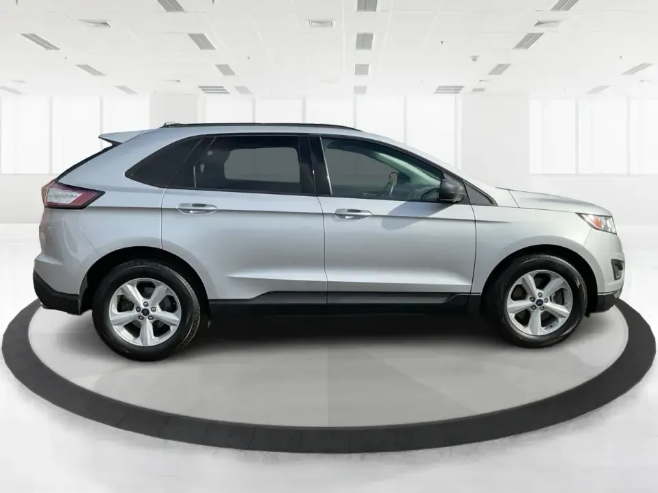 2016 Ford Edge SE (2FMPK4G9XGB) with an EcoBoost 2L I-4 gasoline direct injection engine, 6A transmission, located at 1099 N County Rd 25A , Troy, OH, 45373, (937) 908-9800, 40.057079, -84.212883 - Rev up your lifestyle with the perfect blend of style, comfort, and utility that the 2016 Ford Edge SE offers! If you're looking for a reliable SUV that seamlessly fits into your busy life-whether it's taking the kids to school, embarking on family adventures, or handling your daily commute-this veh - Photo#1