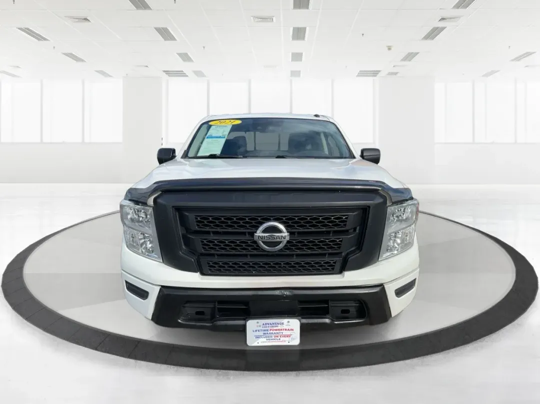 2021 Nissan TITAN Crew Cab S 4x4 (1N6AA1EC4MN) with an Endurance 5.6L V-8 gasoline direct injection engine, located at 1099 N County Rd 25A , Troy, OH, 45373, (937) 908-9800, 40.057079, -84.212883 - Discover ultimate versatility and rugged capability with this 2021 Nissan TITAN Crew Cab S 4x4, now available at Advantage Car and Credit in Piqua, OH. Whether you're navigating the bustling streets of Piqua or heading out for weekend adventures, this truck is designed to adapt to your lifestyle. Pe - Photo#7