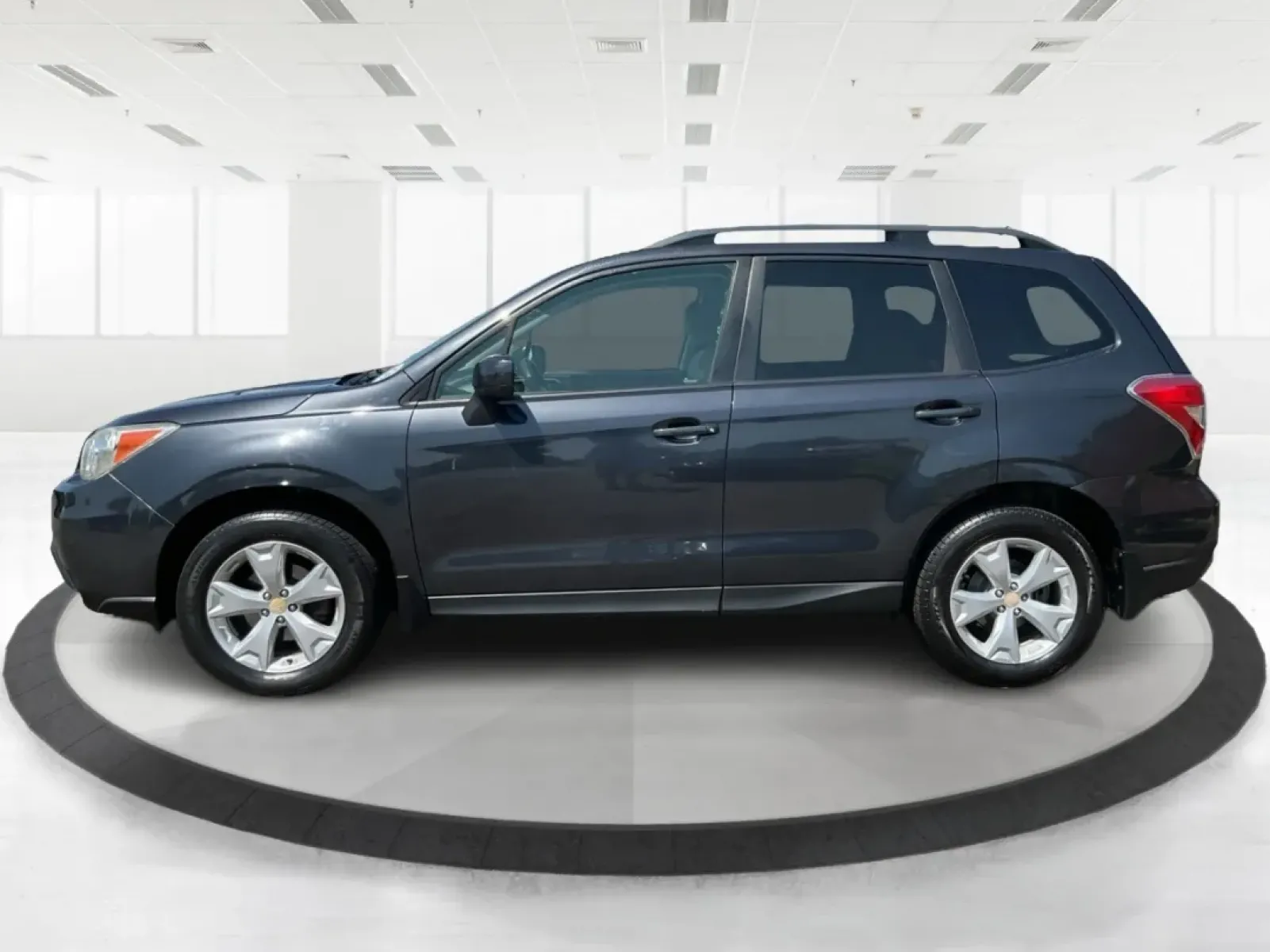 2014 Subaru Forester 2.5i Premium (JF2SJAGCXEH) with an 2.5L H-4 DOHC engine, located at 4508 South Dixie Dr, Moraine, OH, 45439, (937) 908-9800, 39.689976, -84.218452 - **Adventure Awaits: Drive Home in a 2014 Subaru Forester!** <br /> <br /> Are you ready to elevate your lifestyle with a reliable vehicle that can handle both your daily commute and weekend adventures? The 2014 Subaru Forester is the perfect blend of practicality and versatility, making it an ideal - Photo#5