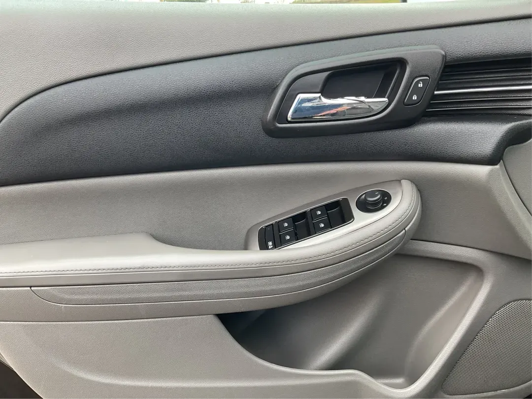 2014 Chevrolet Malibu 1LS (1G11B5SLXEF) with an ECOTEC 2.5L I-4 gasoline direct injection engine, located at 8750 N County Rd 25A, Piqua, OH, 45356, (937) 908-9800, 40.164391, -84.232513 - **Discover Your Next Adventure with the 2014 Chevrolet Malibu at Advantage Car and Credit - Vandalia!**<br /> <br /> Are you on the lookout for a reliable, stylish vehicle that fits seamlessly into your busy lifestyle? Look no further! The 2014 Chevrolet Malibu 1LS is your perfect companion for dail - Photo#19