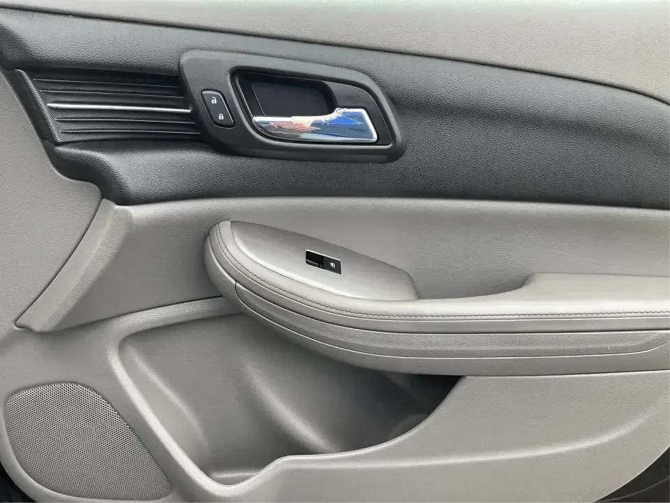 2014 Chevrolet Malibu 1LS (1G11B5SLXEF) with an ECOTEC 2.5L I-4 gasoline direct injection engine, 6-Speed Automatic transmission, located at 8750 N County Rd 25A, Piqua, OH, 45356, (937) 908-9800, 40.164391, -84.232513 - **Discover Your Next Adventure with the 2014 Chevrolet Malibu at Advantage Car and Credit - Vandalia!**<br /> <br /> Are you on the lookout for a reliable, stylish vehicle that fits seamlessly into your busy lifestyle? Look no further! The 2014 Chevrolet Malibu 1LS is your perfect companion for dail - Photo#20