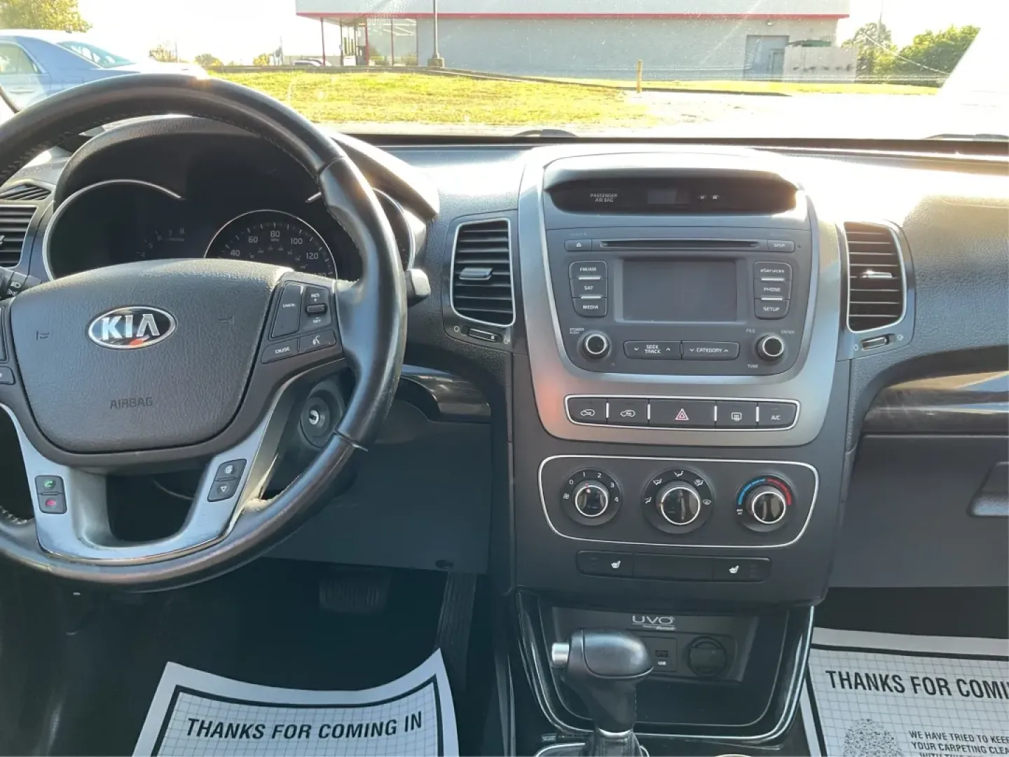 2015 Kia Sorento LX AWD (5XYKTDA64FG) with an 2.4L L4 DOHC 16V engine, 6-Speed Automatic transmission, located at 401 Woodman Dr, Riverside, OH, 45431, (937) 908-9800, 39.760899, -84.123421 - Are you ready for your next adventure? Whether it's a weekend getaway or the daily commute, the 2015 Kia Sorento LX AWD offers the perfect blend of comfort, versatility, and style. This spacious and well-equipped SUV is ideal for growing families, outdoor enthusiasts, or anyone seeking a reliable ve - Photo#12