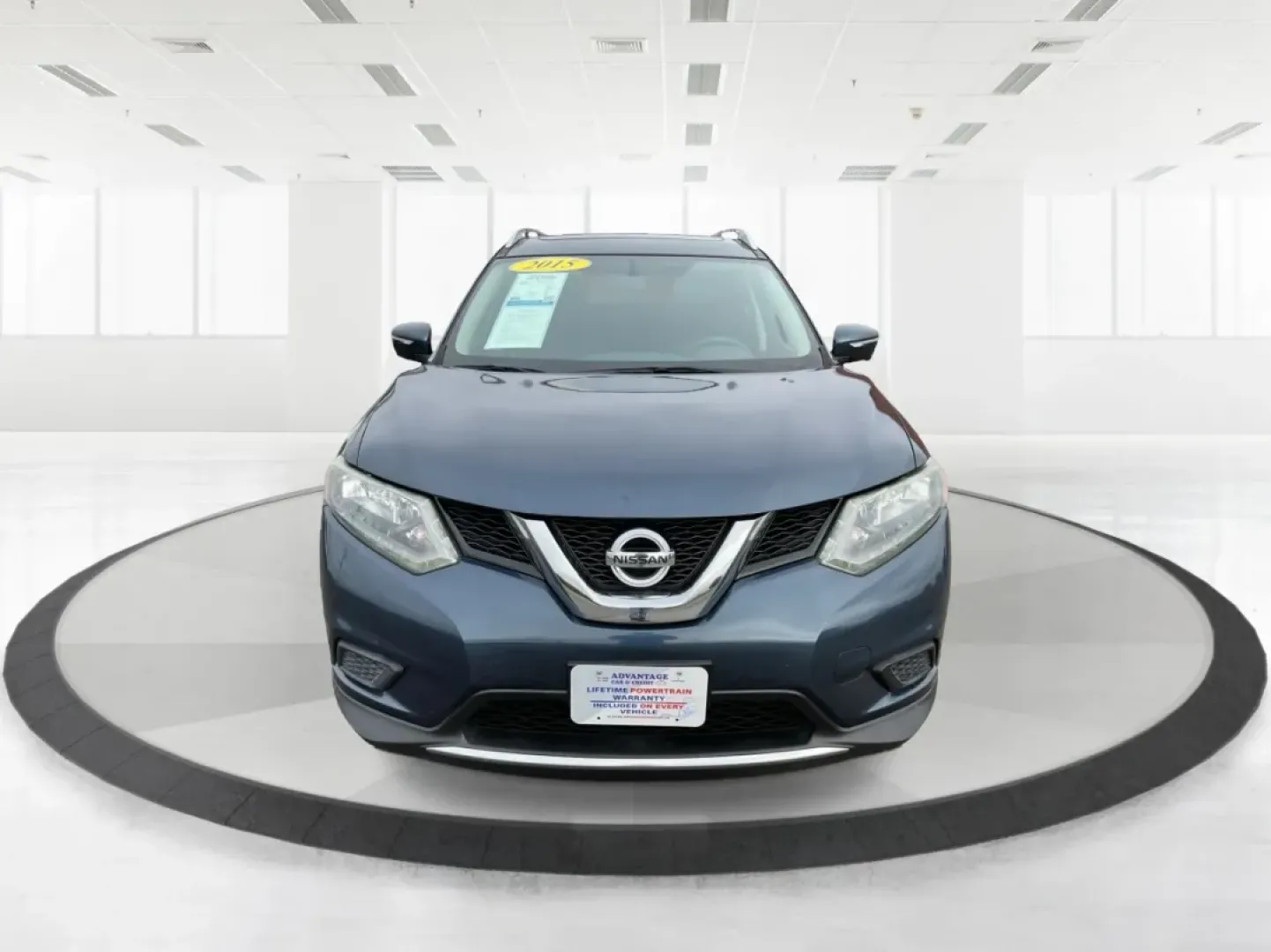 2015 Nissan Rogue SV (5N1AT2MV3FC) with an 2.5L I-4 DOHC engine, located at 1951 S Dayton Lakeview Rd., New Carlisle, OH, 45344, (937) 908-9800, 39.890999, -84.050255 - Are you in search of the perfect vehicle to elevate your family outings or weekend adventures? Look no further than this stunning 2015 Nissan Rogue SV, available now at Advantage Car and Credit in New Carlisle, OH. This versatile SUV is not just a means of transportation; it's a lifestyle companion - Photo#5