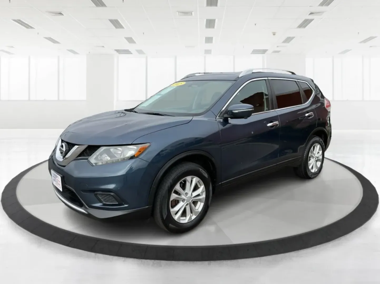 2015 Nissan Rogue SV (5N1AT2MV3FC) with an 2.5L I-4 DOHC engine, located at 1951 S Dayton Lakeview Rd., New Carlisle, OH, 45344, (937) 908-9800, 39.890999, -84.050255 - Are you in search of the perfect vehicle to elevate your family outings or weekend adventures? Look no further than this stunning 2015 Nissan Rogue SV, available now at Advantage Car and Credit in New Carlisle, OH. This versatile SUV is not just a means of transportation; it's a lifestyle companion - Photo#7
