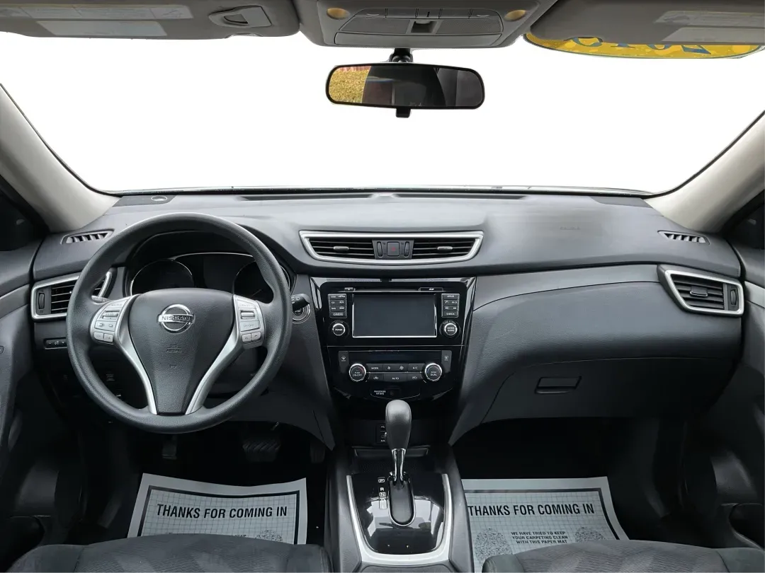 2015 Nissan Rogue SV (5N1AT2MV3FC) with an 2.5L I-4 DOHC engine, located at 401 Woodman Dr, Riverside, OH, 45431, (937) 908-9800, 39.760899, -84.123421 - 2015 Nissan Rogue SV - Photo#19