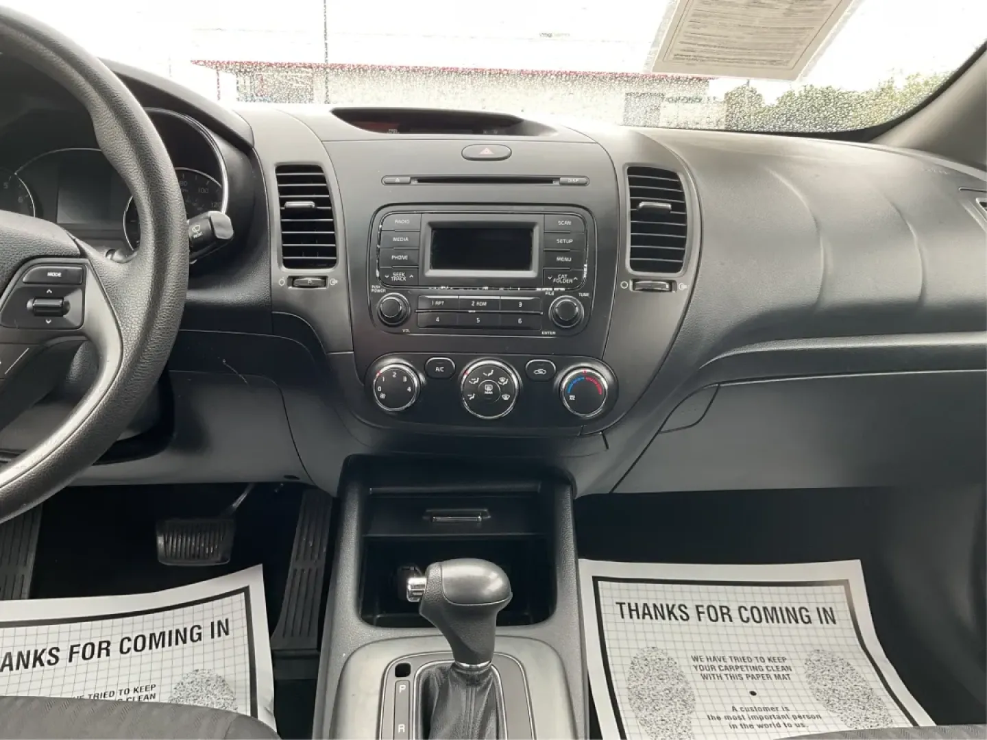 2016 Kia Forte LX (KNAFK4A68G5) with an 1.8L I-4 DOHC engine, located at 1184 Kauffman Ave, Fairborn, OH, 45324, (937) 908-9800, 39.807072, -84.030914 - 2016 Kia Forte LX - Photo#13