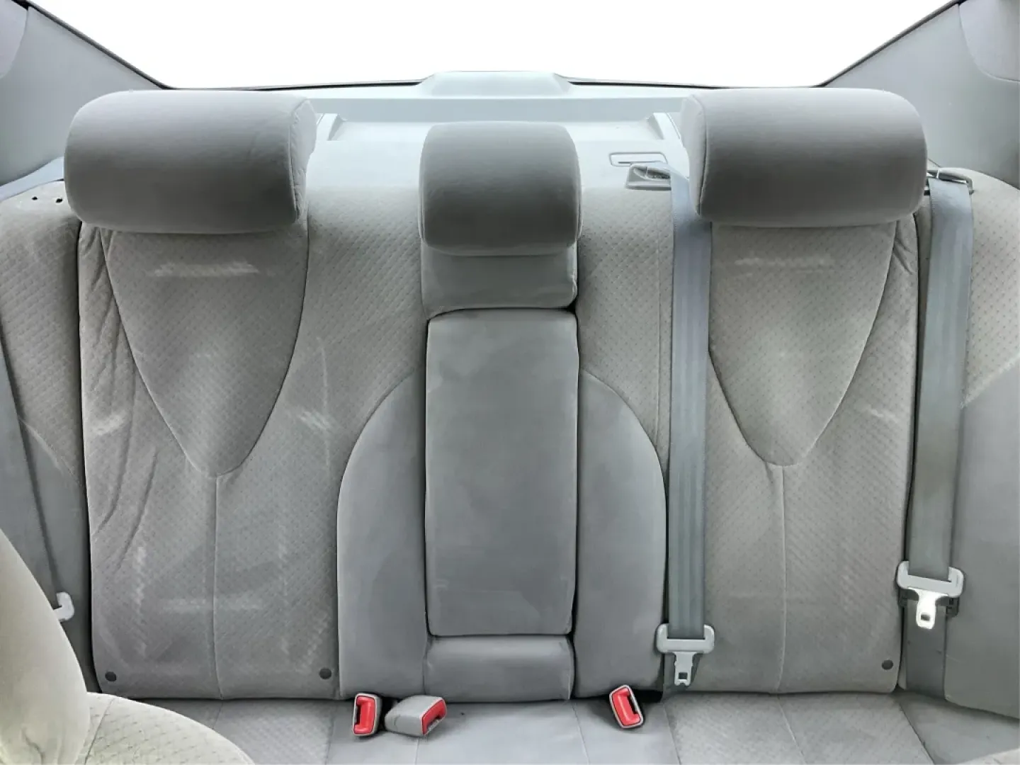 2008 Toyota Camry LE | SE | XLE (4T4BE46K18R) with an 2.4L I-4 DOHC engine, located at 401 Woodman Dr, Riverside, OH, 45431, (937) 908-9800, 39.760899, -84.123421 - 2008 Toyota Camry LE | SE | XLE - Photo#14