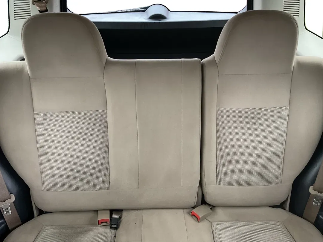 2016 Jeep Patriot Sport (1C4NJRBB5GD) with an 2.4L I-4 DOHC engine, located at 4508 South Dixie Dr, Moraine, OH, 45439, (937) 908-9800, 39.689976, -84.218452 - **Adventure Awaits with this 2016 Jeep Patriot Sport at Advantage Car and Credit - New Carlisle!**<br /> <br /> Are you ready to embrace the road less traveled? Whether you're planning weekend getaways with family or searching for the perfect commuter car that can handle a bit of adventure, this 201 - Photo#14