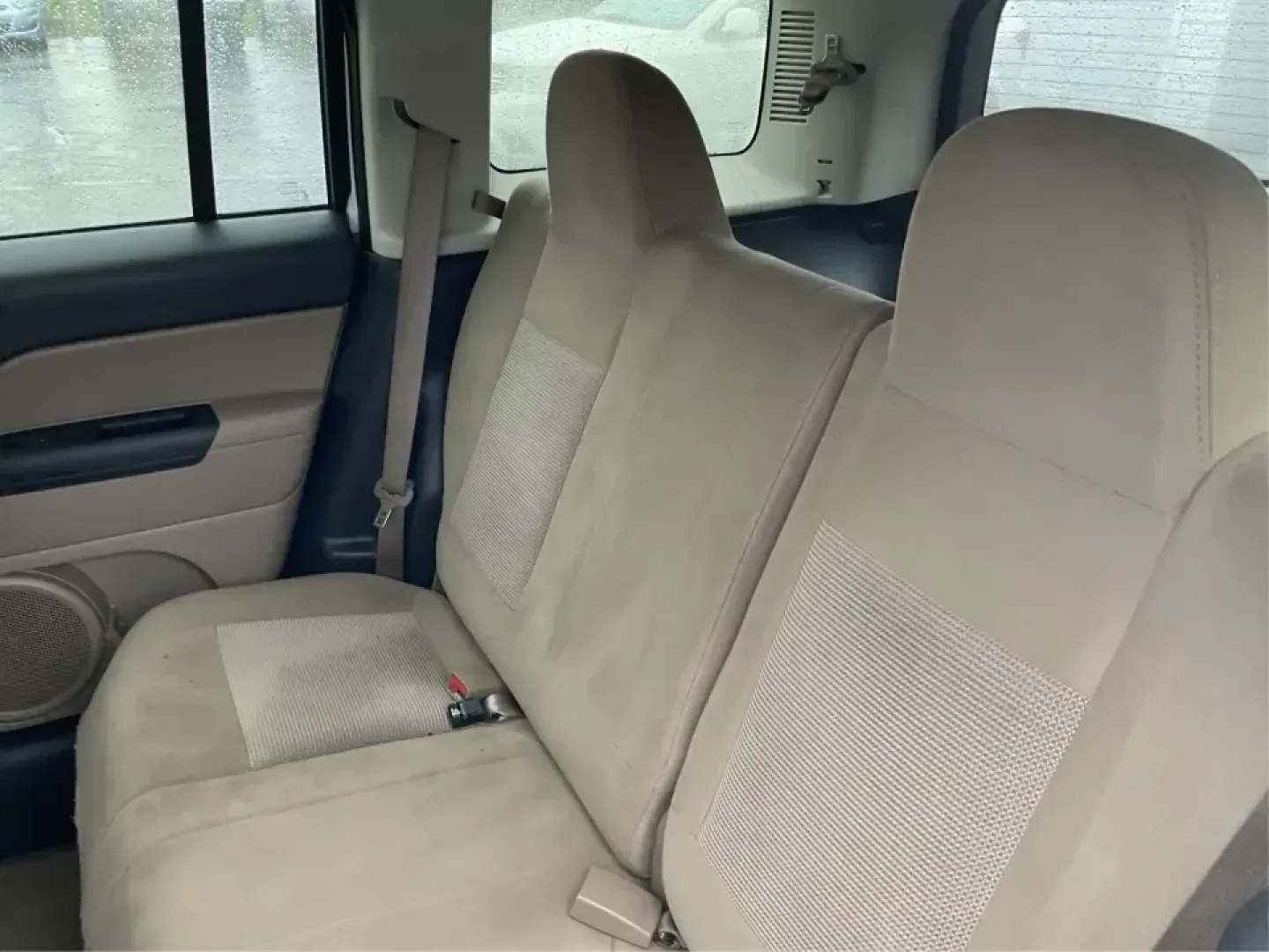 2016 Jeep Patriot Sport (1C4NJRBB5GD) with an 2.4L I-4 DOHC engine, Automatic transmission, located at 1230 East Main St, Xenia, OH, 45385, (937) 908-9800, 39.688026, -83.910172 - **Adventure Awaits with this 2016 Jeep Patriot Sport at Advantage Car and Credit - New Carlisle!**<br /> <br /> Are you ready to embrace the road less traveled? Whether you're planning weekend getaways with family or searching for the perfect commuter car that can handle a bit of adventure, this 201 - Photo#10