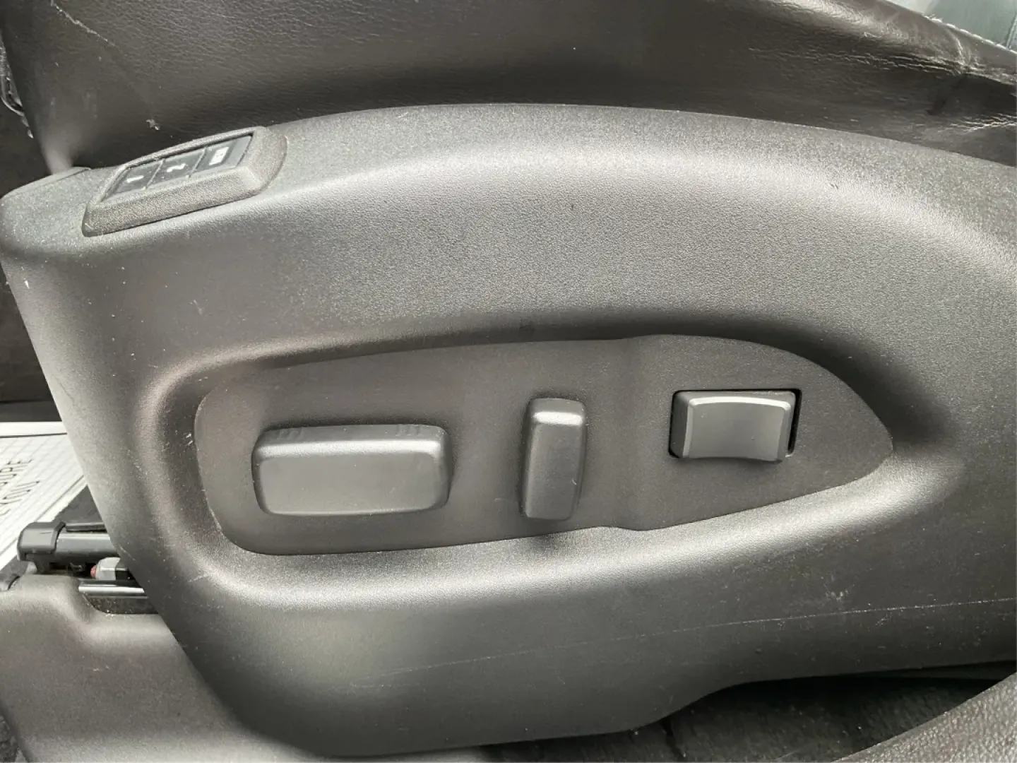 2015 Cadillac SRX Luxury Collection (3GYFNEE31FS) with an 3.6L V-6 gasoline direct injection engine, located at 1099 N County Rd 25A , Troy, OH, 45373, (937) 908-9800, 40.057079, -84.212883 - **Elevate Your Daily Drives and Weekend Adventures with a 2015 Cadillac SRX!**<br /> <br /> Are you ready to enhance your lifestyle with an SUV that balances luxury, capability, and comfort? Look no further than this stunning 2015 Cadillac SRX Luxury Collection, available now at Advantage Car and Cr - Photo#18