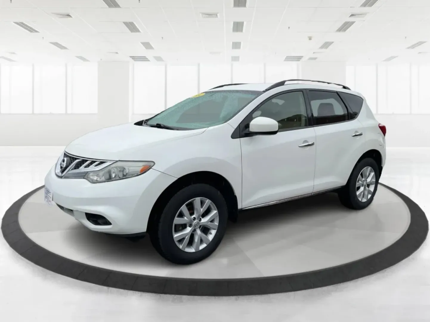 2014 Nissan Murano SV (JN8AZ1MW9EW) with an 3.5L V-6 DOHC engine, located at 401 Woodman Dr, Riverside, OH, 45431, (937) 908-9800, 39.760899, -84.123421 - **Discover the Perfect Blend of Style and Functionality with the 2014 Nissan Murano SV Your Ideal SUV for Riverside Adventures!**<br /> <br /> Are you searching for a versatile vehicle that can keep up with your busy lifestyle? Look no further! The 2014 Nissan Murano SV, available at Advantage Car - Photo#8