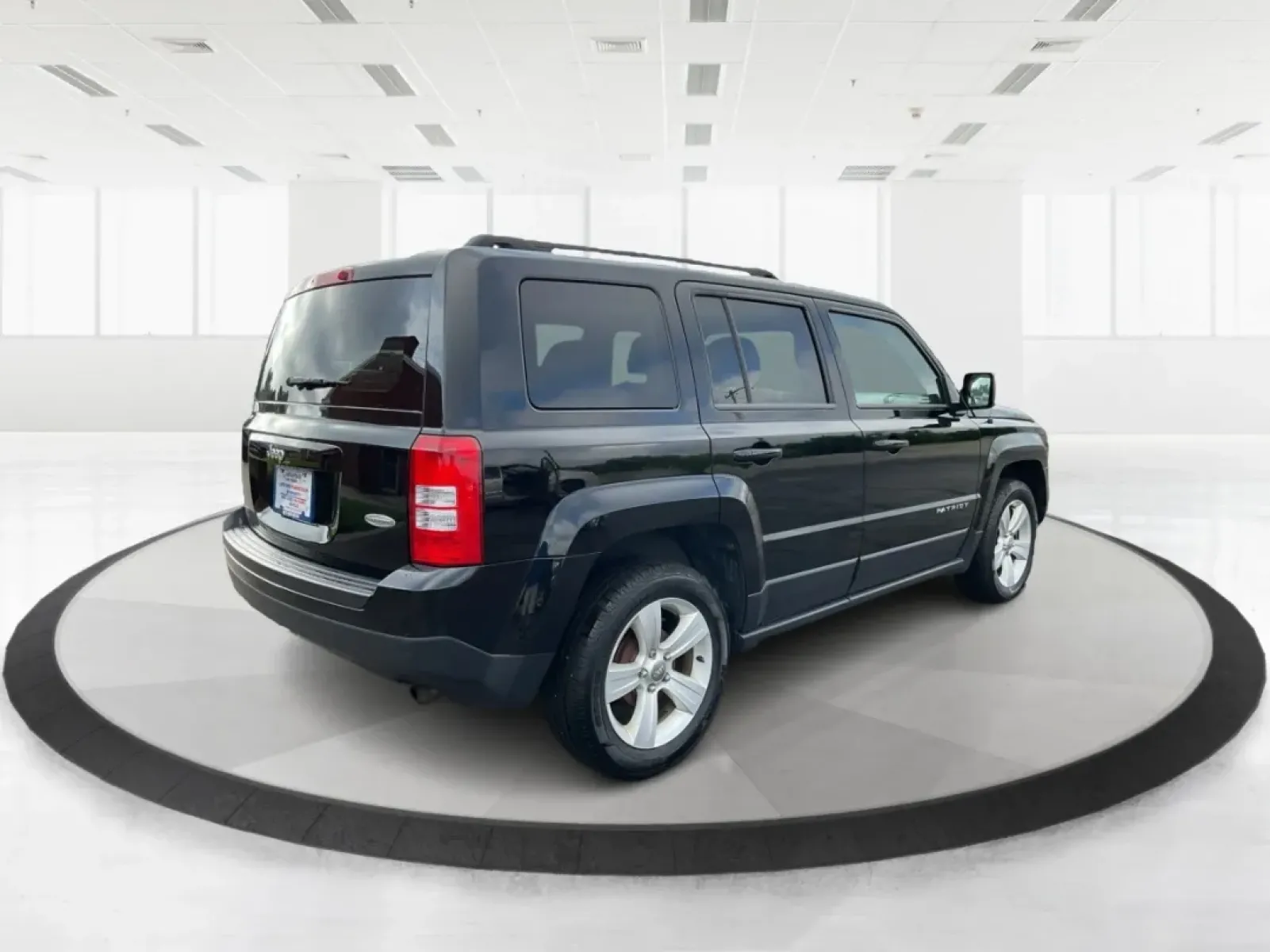 2014 Jeep Patriot Latitude (1C4NJPFA4ED) with an Other engine, located at 4508 South Dixie Dr, Moraine, OH, 45439, (937) 908-9800, 39.689976, -84.218452 - **Adventure Awaits with This 2014 Jeep Patriot Latitude at Advantage Car and Credit - Moraine!**<br /> <br /> Are you ready to embark on new adventures, whether it's a weekend getaway, a family road trip, or daily commutes? This 2014 Jeep Patriot Latitude is your perfect companion for all these scen - Photo#2