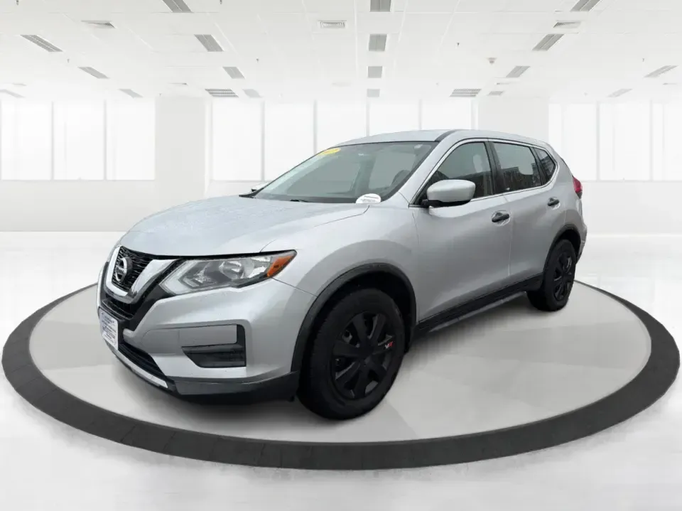 2017 Nissan Rogue S (JN8AT2MVXHW) with an 2.5L I-4 DOHC engine, CVT transmission, located at 1230 East Main St, Xenia, OH, 45385, (937) 908-9800, 39.688026, -83.910172 - ### Adventure Awaits with the 2017 Nissan Rogue at Advantage Car and Credit - Piqua!<br /> <br /> Are you ready to elevate your family adventures, weekend getaways, or daily commutes? Discover the perfect blend of functionality and style in the 2017 Nissan Rogue, available now at Advantage Car and C - Photo#8