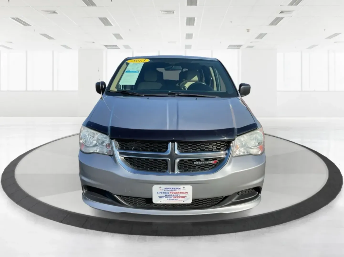 2013 Dodge Grand Caravan SE (2C4RDGBG5DR) with an Pentastar 3.6L V-6 DOHC engine, located at 401 Woodman Dr, Riverside, OH, 45431, (937) 908-9800, 39.760899, -84.123421 - **Explore the Open Road with Confidence: 2013 Dodge Grand Caravan SE at Advantage Car and Credit - Riverside**<br /> <br /> Are you ready to embrace the freedom of the open road with your family or enjoy weekend adventures with friends? The 2013 Dodge Grand Caravan SE is designed for those who value - Photo#7