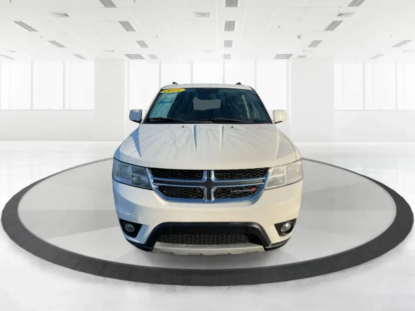 2014 Dodge Journey SXT (3C4PDCBG0ET) with an 3.6L V6 DOHC 24V engine, 6-Speed Automatic transmission, located at 8750 N County Rd 25A, Piqua, OH, 45356, (937) 908-9800, 40.164391, -84.232513 - Are you looking for the perfect blend of comfort, versatility, and reliability for your family adventures? Look no further than the 2014 Dodge Journey SXT, available now at Advantage Car and Credit in Troy, OH. This well-equipped SUV is ideal for growing families, weekend road trips, or anyone who n - Photo#7
