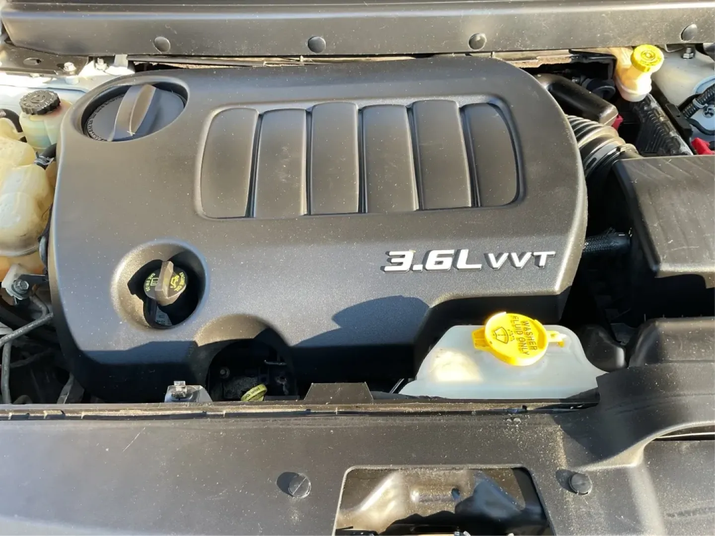 2014 Dodge Journey SXT (3C4PDCBG0ET) with an 3.6L V6 DOHC 24V engine, 6-Speed Automatic transmission, located at 8750 N County Rd 25A, Piqua, OH, 45356, (937) 908-9800, 40.164391, -84.232513 - Are you looking for the perfect blend of comfort, versatility, and reliability for your family adventures? Look no further than the 2014 Dodge Journey SXT, available now at Advantage Car and Credit in Troy, OH. This well-equipped SUV is ideal for growing families, weekend road trips, or anyone who n - Photo#11