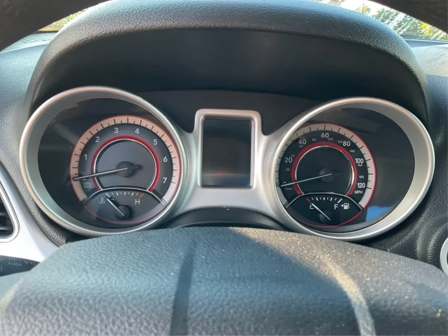 2014 Dodge Journey SXT (3C4PDCBG0ET) with an 3.6L V6 DOHC 24V engine, 6-Speed Automatic transmission, located at 8750 N County Rd 25A, Piqua, OH, 45356, (937) 908-9800, 40.164391, -84.232513 - Are you looking for the perfect blend of comfort, versatility, and reliability for your family adventures? Look no further than the 2014 Dodge Journey SXT, available now at Advantage Car and Credit in Troy, OH. This well-equipped SUV is ideal for growing families, weekend road trips, or anyone who n - Photo#15