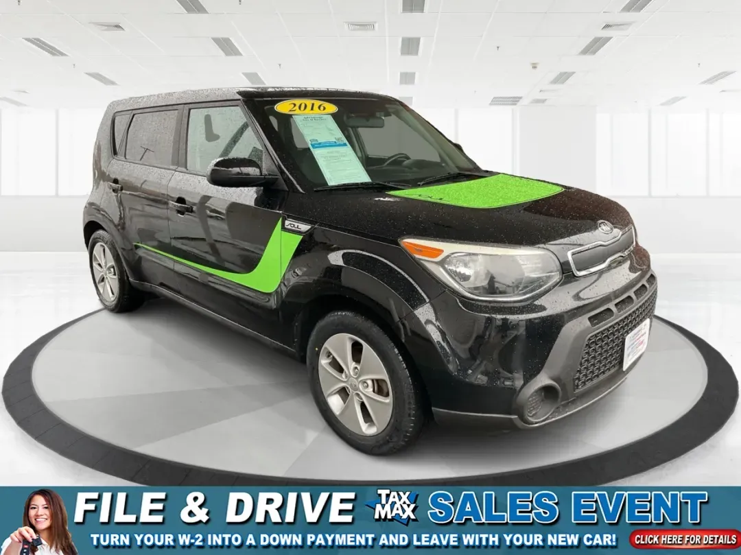 2016 Kia Soul Base (KNDJN2A25G7) with an Other engine, located at 401 Woodman Dr, Riverside, OH, 45431, (937) 908-9800, 39.760899, -84.123421 - **Unleash Your Adventures with the 2016 Kia Soul at Advantage Car and Credit - Riverside!**<br /> <br /> Are you ready to elevate your daily commutes and weekend getaways? The 2016 Kia Soul is the perfect vehicle for those seeking a blend of style, comfort, and practicality. With its spacious interi - Photo#0