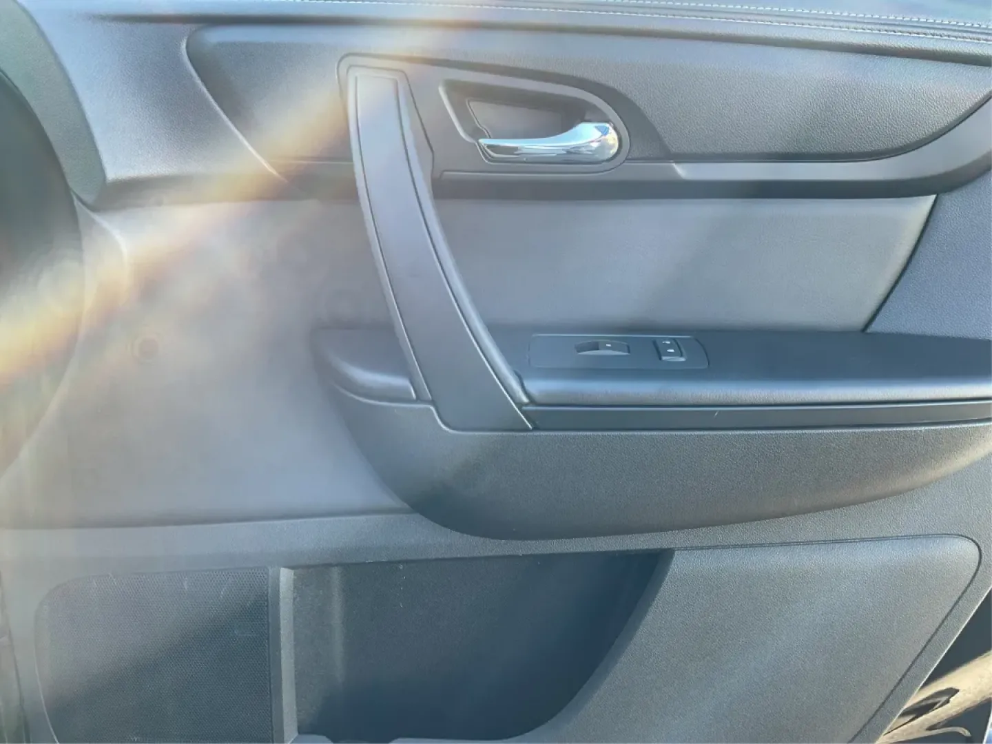 2014 GMC Acadia SLE-2 (1GKKRPKD9EJ) with an 3.6L V-6 gasoline direct injection engine, located at 1099 N County Rd 25A , Troy, OH, 45373, (937) 908-9800, 40.057079, -84.212883 - **Explore Life's Adventures with the 2014 GMC Acadia SLE-2**<br /> <br /> Are you ready to elevate your family road trips, daily commutes, or weekend getaways? The 2014 GMC Acadia SLE-2 is the ideal SUV that seamlessly blends comfort, capability, and style, making it perfect for growing families and - Photo#19