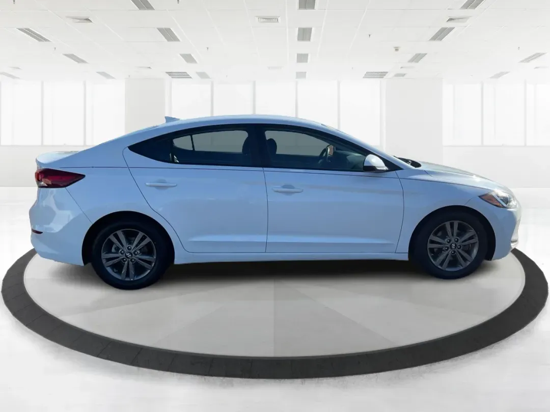 2018 Hyundai Elantra SEL (5NPD84LF6JH) with an Nu 2L I-4 DOHC engine, located at 8750 N County Rd 25A, Piqua, OH, 45356, (937) 908-9800, 40.164391, -84.232513 - **Elevate Your Daily Drive with the 2018 Hyundai Elantra SEL Perfect for Commuters and Families Alike!**<br /> <br /> Are you searching for a reliable and stylish vehicle that fits into your busy lifestyle? At Advantage Car and Credit - Piqua, we understand that finding the right car can be challen - Photo#1