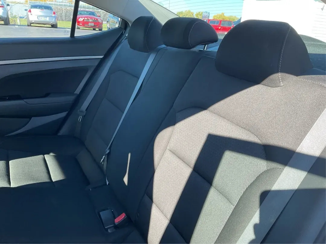 2018 Hyundai Elantra SEL (5NPD84LF6JH) with an Nu 2L I-4 DOHC engine, located at 8750 N County Rd 25A, Piqua, OH, 45356, (937) 908-9800, 40.164391, -84.232513 - **Elevate Your Daily Drive with the 2018 Hyundai Elantra SEL Perfect for Commuters and Families Alike!**<br /> <br /> Are you searching for a reliable and stylish vehicle that fits into your busy lifestyle? At Advantage Car and Credit - Piqua, we understand that finding the right car can be challen - Photo#10