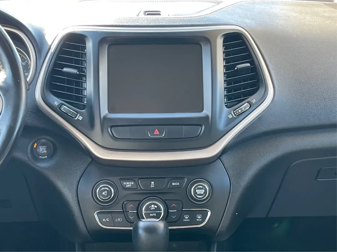 2014 Jeep Cherokee Limited (1C4PJLDB2EW) with an Other engine, located at 1230 East Main St, Xenia, OH, 45385, (937) 908-9800, 39.688026, -83.910172 - **Unleash Your Adventurous Spirit with the 2014 Jeep Cherokee Limited!**<br /> <br /> Are you ready to enhance your lifestyle with a vehicle that perfectly balances comfort, capability, and style? Look no further than the 2014 Jeep Cherokee Limited, available now at Advantage Car and Credit in Xenia - Photo#13