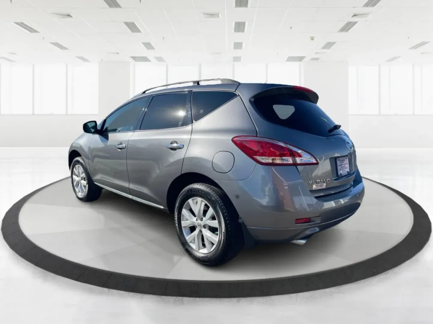 2013 Nissan Murano SV (JN8AZ1MW6DW) with an 3.5L V-6 DOHC engine, located at 401 Woodman Dr, Riverside, OH, 45431, (937) 908-9800, 39.760899, -84.123421 - **Discover the Perfect SUV for Weekend Adventures and Daily Commuting!**<br /> <br /> Are you searching for a reliable vehicle that effortlessly transitions from daily commutes to weekend getaways? Look no further than this stunning 2013 Nissan Murano SV, available now at Advantage Car and Credit - - Photo#4