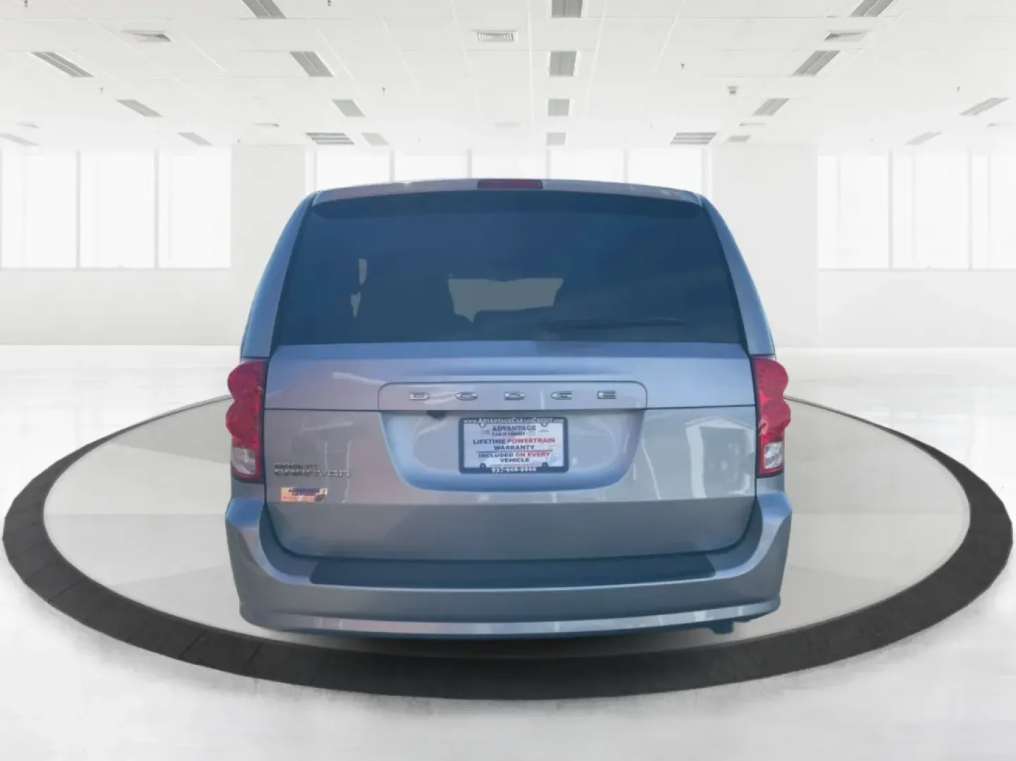 2017 Dodge Grand Caravan SE Plus (2C4RDGBGXHR) with an Pentastar 3.6L V-6 DOHC engine, located at 401 Woodman Dr, Riverside, OH, 45431, (937) 908-9800, 39.760899, -84.123421 - Are you ready to hit the road for family adventures or daily commutes? The 2017 Dodge Grand Caravan SE Plus is your ideal companion, blending comfort, versatility, and reliability in one stylish package. Perfect for growing families or anyone in need of a spacious ride, this passenger van is designe - Photo#3