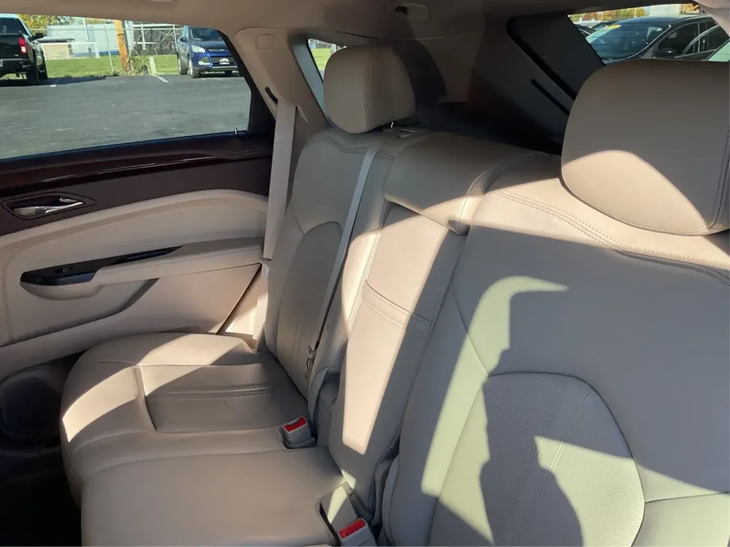 2014 Cadillac SRX Luxury Collection (3GYFNBE35ES) with an 3.6L V-6 gasoline direct injection engine, located at 401 Woodman Dr, Riverside, OH, 45431, (937) 908-9800, 39.760899, -84.123421 - **Elevate Your Everyday Adventures with the 2014 Cadillac SRX Luxury Collection!**<br /> <br /> Are you ready to redefine your driving experience? Imagine cruising through the picturesque streets of Riverside, OH, in a vehicle that seamlessly blends luxury, comfort, and practicality. The 2014 Cadill - Photo#10