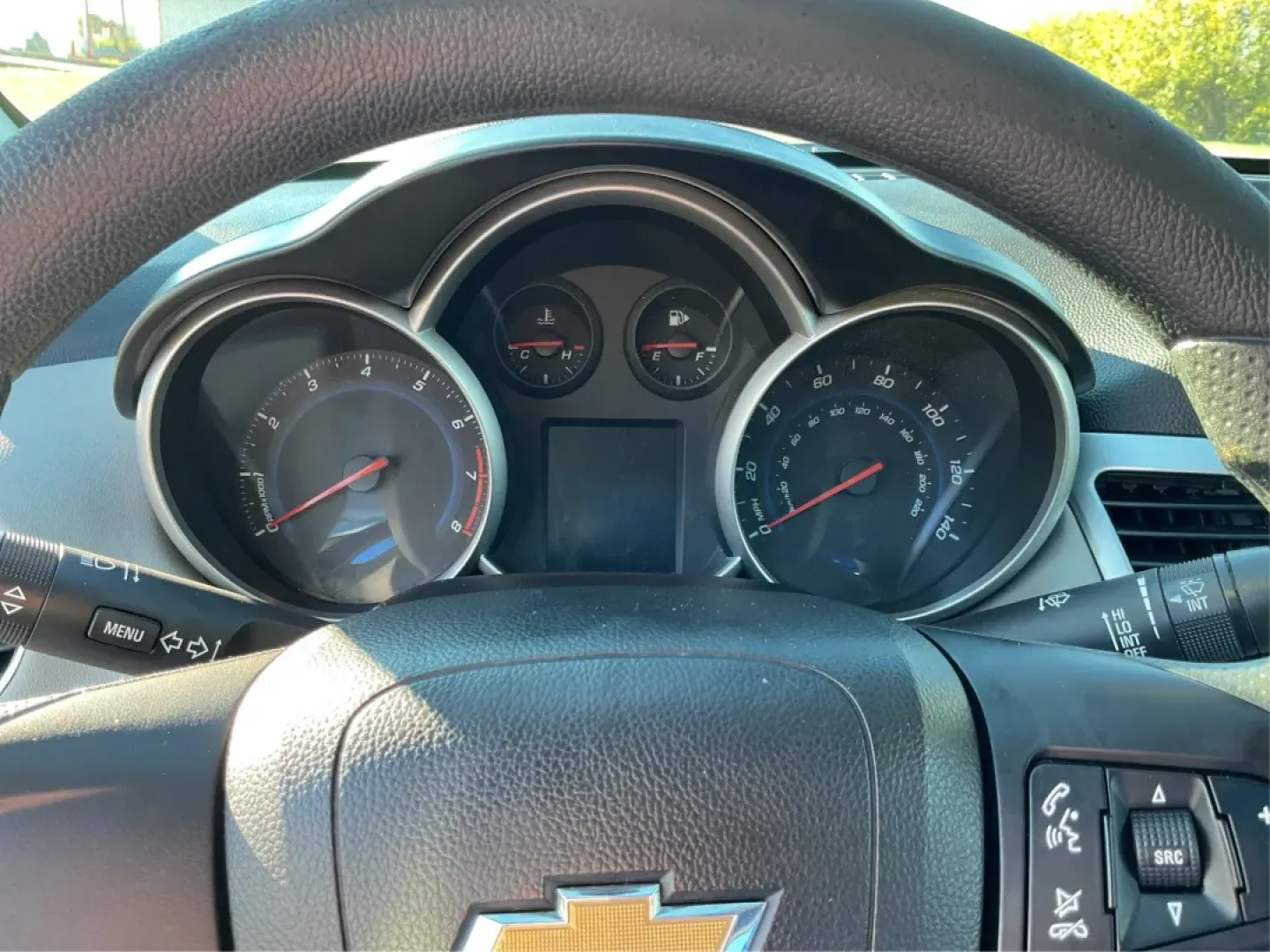 2014 Chevrolet Cruze LS Auto (1G1PA5SG7E7) with an ECOTEC 1.8L I-4 DOHC engine, located at 1230 East Main St, Xenia, OH, 45385, (937) 908-9800, 39.688026, -83.910172 - **Discover the Perfect Sedan for Your Daily Journey: 2014 Chevrolet Cruze at Advantage Car and Credit - Xenia!**<br /> <br /> Are you in search of a reliable and stylish vehicle that suits all aspects of your life? Look no further than this exceptional 2014 Chevrolet Cruze, available at Advantage Ca - Photo#15