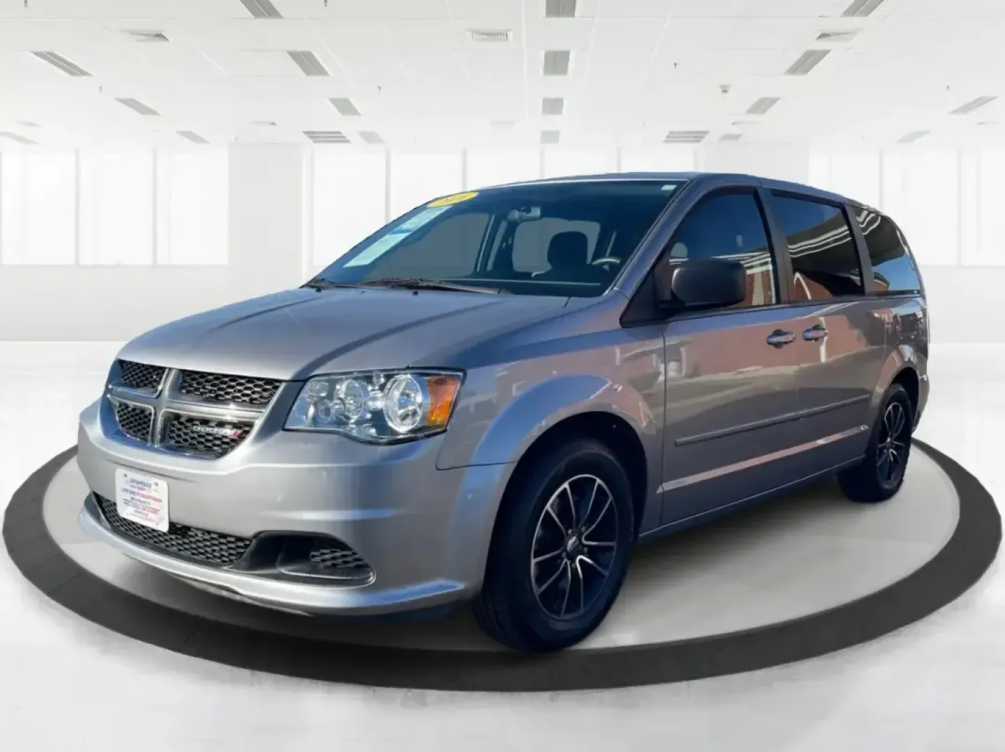 2016 Dodge Grand Caravan SE (2C4RDGBG0GR) with an Pentastar 3.6L V-6 DOHC engine, 6A transmission, located at 8750 N County Rd 25A, Piqua, OH, 45356, (937) 908-9800, 40.164391, -84.232513 - **Experience the Freedom of Family Adventures with the 2016 Dodge Grand Caravan SE!** <br /> <br /> Are you in search of the perfect vehicle for family road trips, daily commutes, or weekend adventures? Look no further than the 2016 Dodge Grand Caravan SE, available at Advantage Car and Credit in X - Photo#8