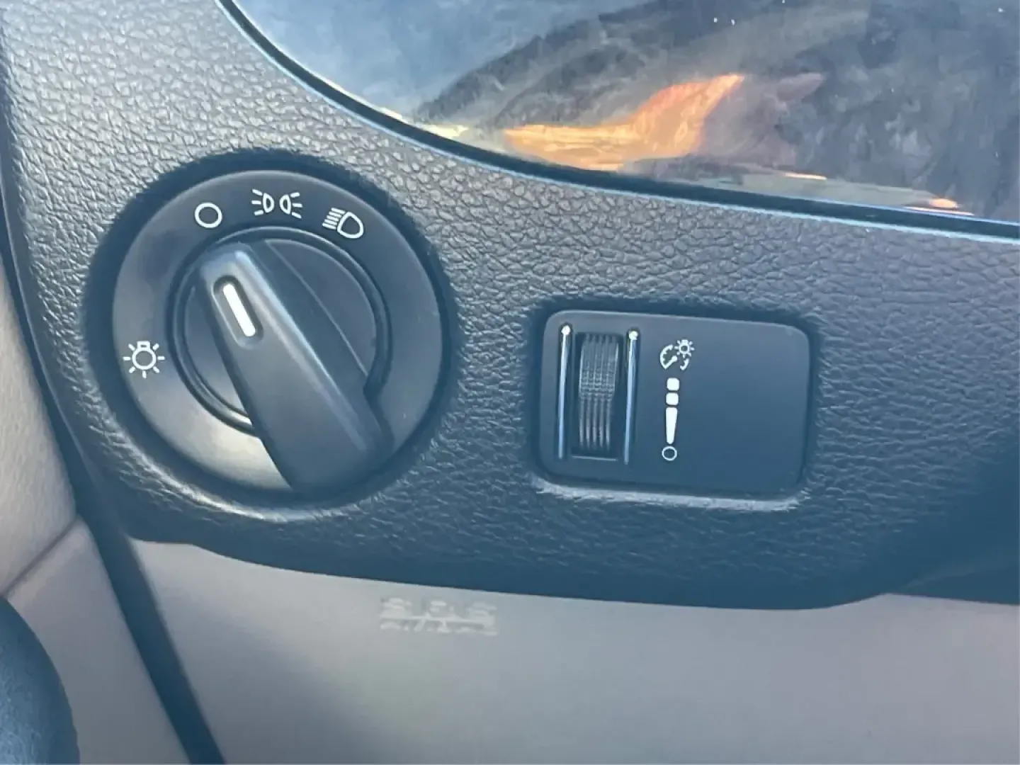 2016 Dodge Grand Caravan SE (2C4RDGBG0GR) with an Pentastar 3.6L V-6 DOHC engine, 6A transmission, located at 8750 N County Rd 25A, Piqua, OH, 45356, (937) 908-9800, 40.164391, -84.232513 - **Experience the Freedom of Family Adventures with the 2016 Dodge Grand Caravan SE!** <br /> <br /> Are you in search of the perfect vehicle for family road trips, daily commutes, or weekend adventures? Look no further than the 2016 Dodge Grand Caravan SE, available at Advantage Car and Credit in X - Photo#17