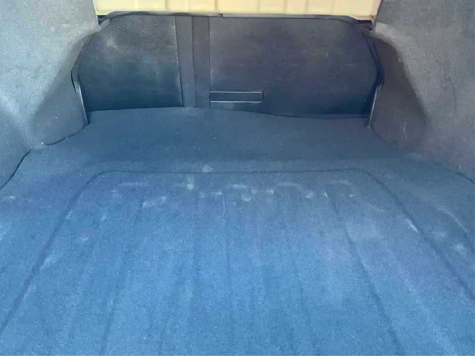 2015 Kia Optima EX (5XXGN4A74FG) with an Theta II 2.4L I-4 gasoline direct injection engine, 6-Speed Automatic transmission, located at 4508 South Dixie Dr, Moraine, OH, 45439, (937) 908-9800, 39.689976, -84.218452 - Experience the perfect blend of style, comfort, and reliability with this 2015 Kia Optima EX at Advantage Car and Credit in Xenia, OH. Whether you're embarking on daily commutes, family road trips, or simply looking for a trusty companion for your adventures, this vehicle is designed to meet your di - Photo#12