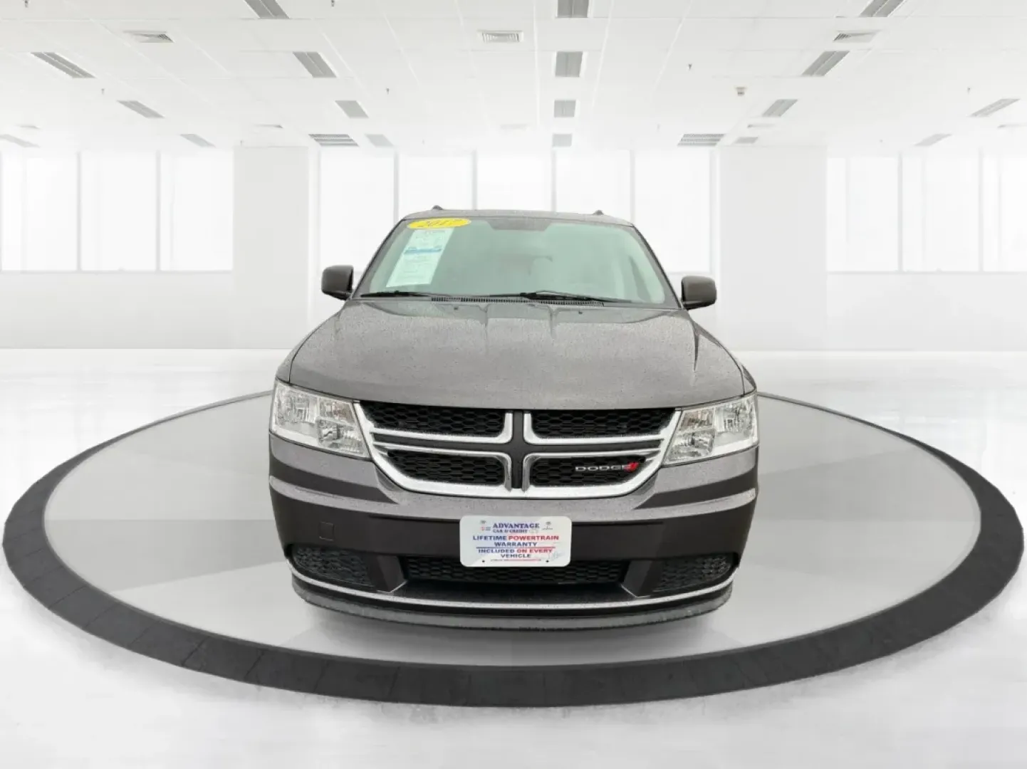 2017 Dodge Journey SE (3C4PDCAB6HT) with an Tigershark MultiAir 2.4L I-4 DOHC engine, located at 1951 S Dayton Lakeview Rd., New Carlisle, OH, 45344, (937) 908-9800, 39.890999, -84.050255 - **Adventure Awaits with the 2017 Dodge Journey SE - Perfect for Family Road Trips!**<br /> <br /> Are you searching for a reliable and spacious vehicle to accommodate family adventures or weekend getaways? Look no further than this stunning 2017 Dodge Journey SE, available now at Advantage Car and C - Photo#7