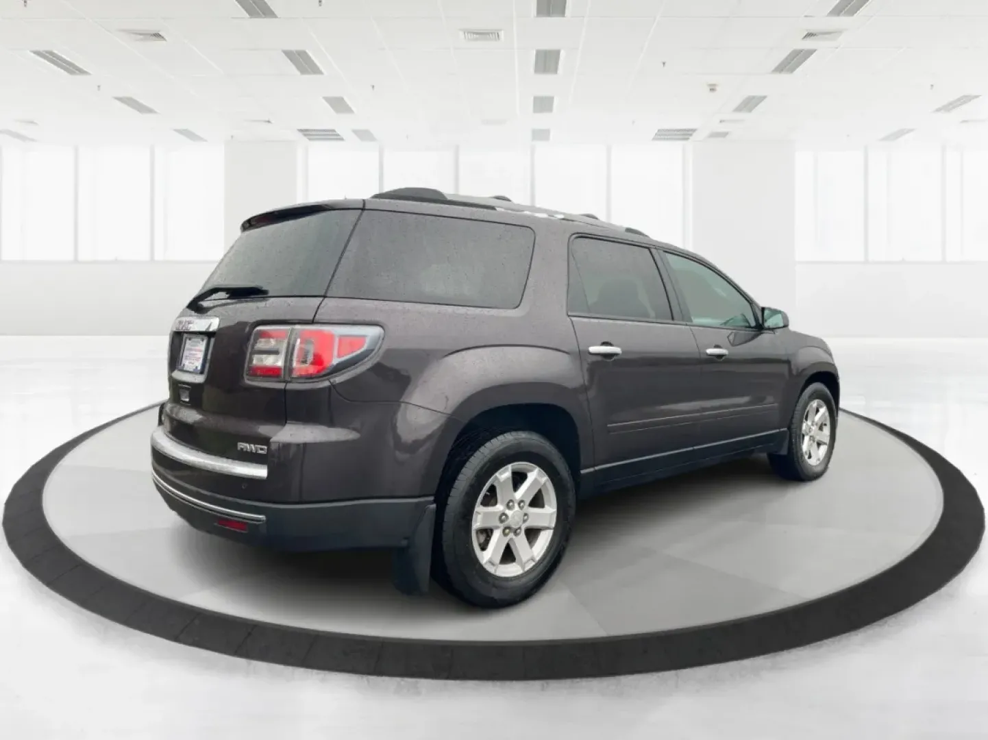 2015 GMC Acadia SLE-2 (1GKKVPKD4FJ) with an 3.6L V-6 gasoline direct injection engine, located at 1099 N County Rd 25A , Troy, OH, 45373, (937) 908-9800, 40.057079, -84.212883 - **Explore the Open Road with the 2015 GMC Acadia SLE-2 Your Family's Adventure Awaits!**<br /> <br /> Are you ready to elevate your family adventures? The 2015 GMC Acadia SLE-2 is the perfect choice for families seeking both comfort and versatility. With its spacious interior, powerful performance, - Photo#2