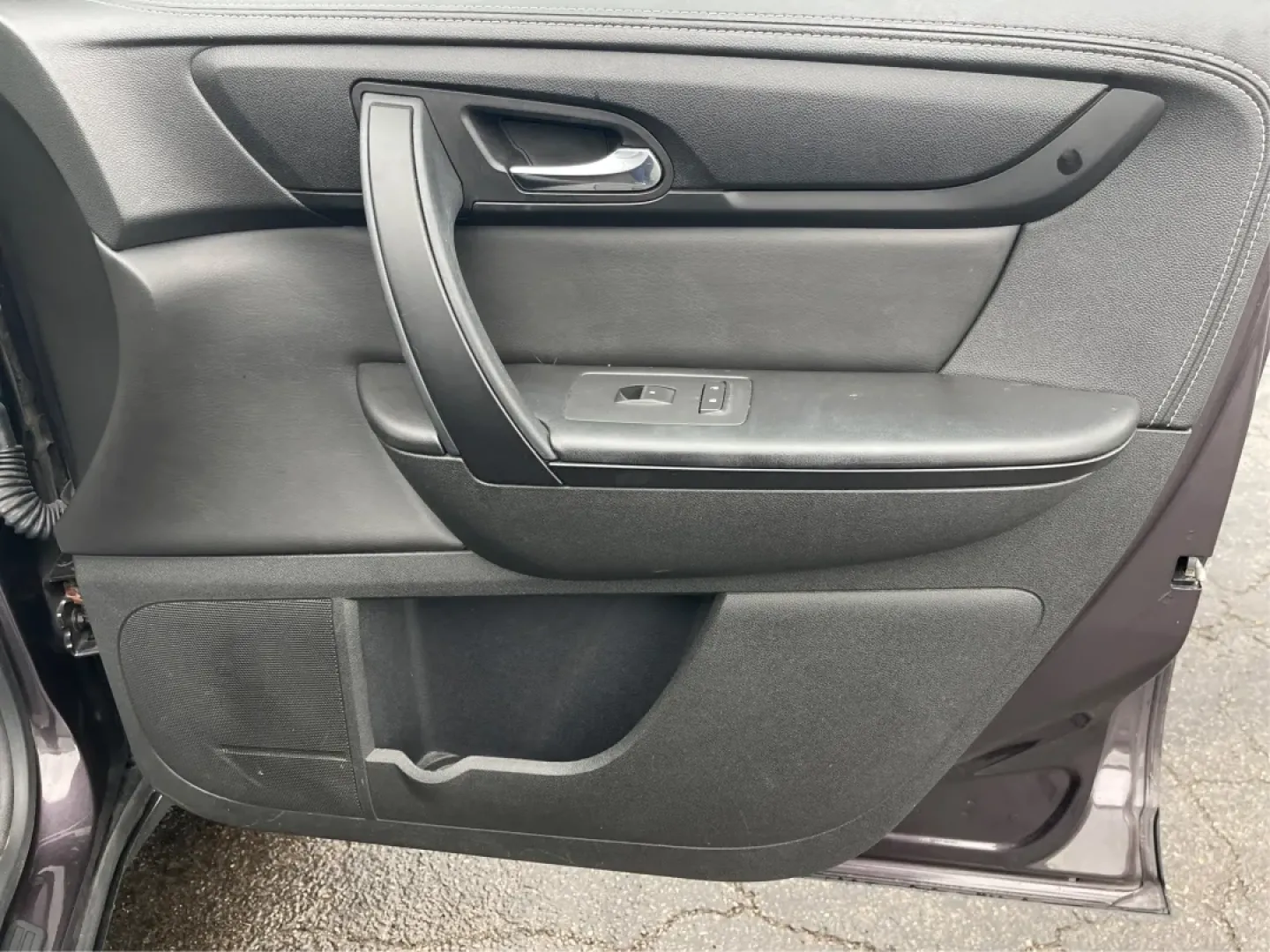 2015 GMC Acadia SLE-2 (1GKKVPKD4FJ) with an 3.6L V-6 gasoline direct injection engine, located at 1099 N County Rd 25A , Troy, OH, 45373, (937) 908-9800, 40.057079, -84.212883 - **Explore the Open Road with the 2015 GMC Acadia SLE-2 Your Family's Adventure Awaits!**<br /> <br /> Are you ready to elevate your family adventures? The 2015 GMC Acadia SLE-2 is the perfect choice for families seeking both comfort and versatility. With its spacious interior, powerful performance, - Photo#20