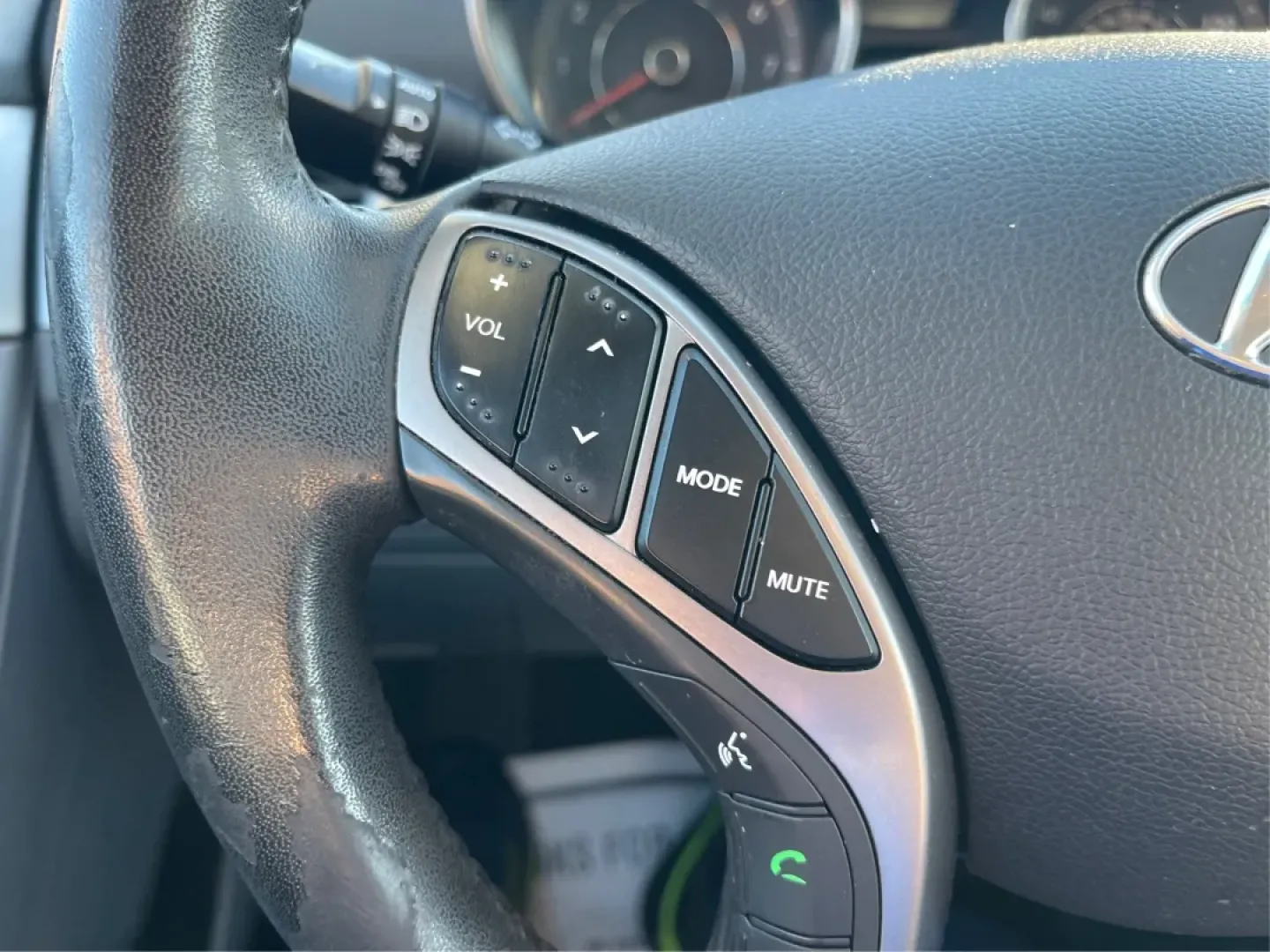 2013 Hyundai Elantra Limited (5NPDH4AE8DH) with an 1.8L I-4 DOHC engine, located at 1099 N County Rd 25A , Troy, OH, 45373, (937) 908-9800, 40.057079, -84.212883 - Elevate your daily commute and family adventures with the versatile and stylish 2013 Hyundai Elantra Limited, available now at Advantage Car and Credit - Troy. This exceptional sedan is designed for those who appreciate a blend of comfort, efficiency, and advanced technology, making it an ideal choi - Photo#16