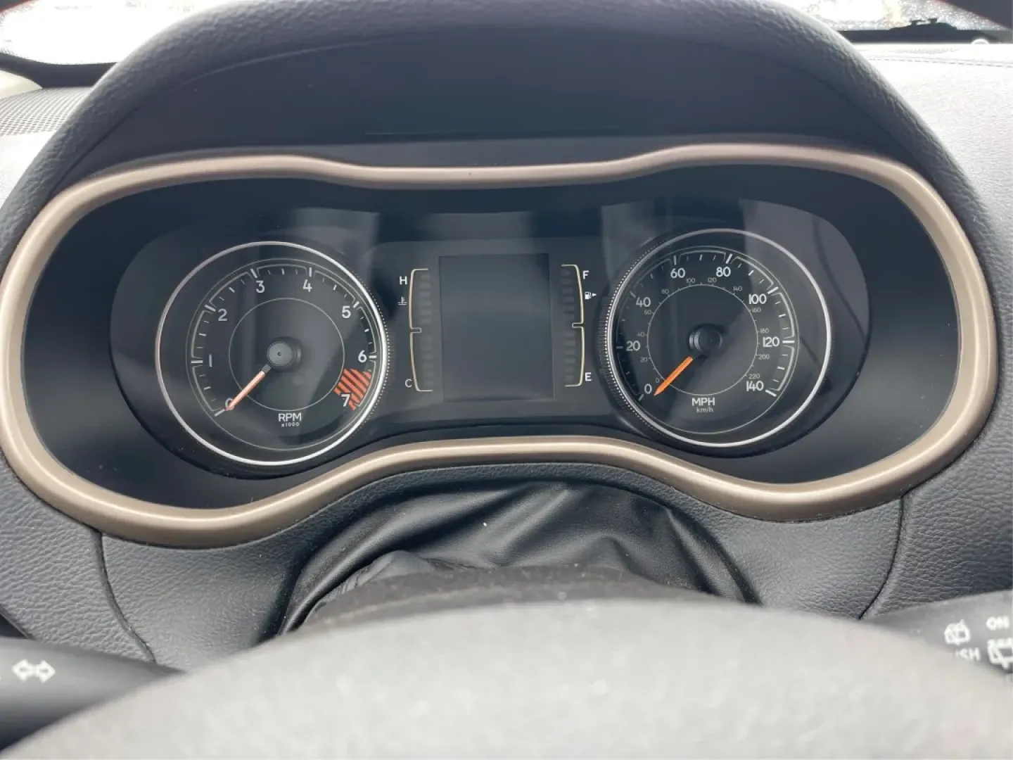 2015 Jeep Cherokee Latitude (1C4PJMCB7FW) with an Other engine, located at 4508 South Dixie Dr, Moraine, OH, 45439, (937) 908-9800, 39.689976, -84.218452 - **Adventure Awaits with the 2015 Jeep Cherokee Latitude - Perfect for Your Next Journey!**<br /> <br /> If you're searching for a versatile, reliable vehicle that seamlessly fits into your busy lifestyle, look no further than this stunning 2015 Jeep Cherokee Latitude, now available at Advantage Car - Photo#15