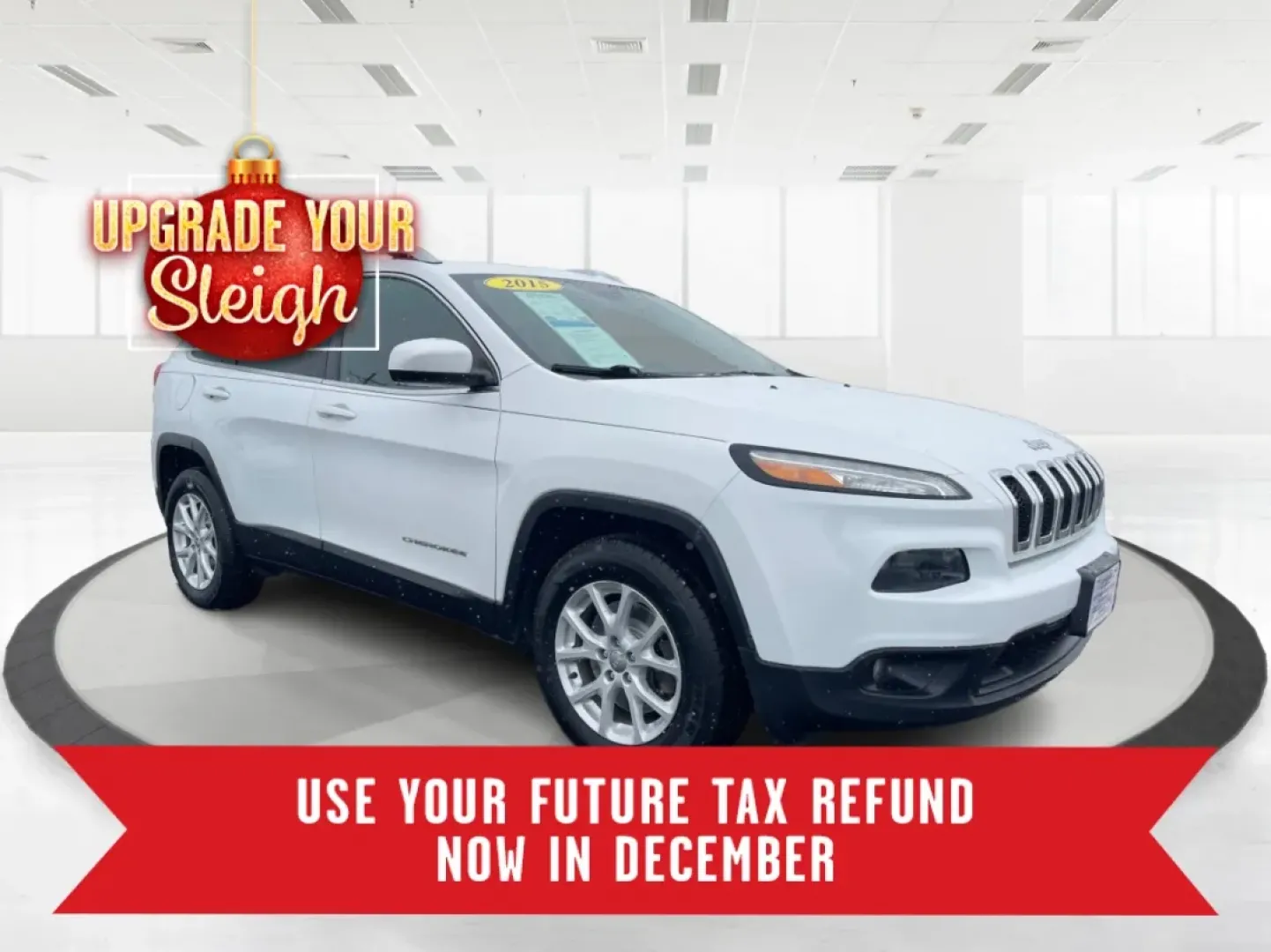 2015 Jeep Cherokee Latitude (1C4PJMCB7FW) with an Other engine, located at 4508 South Dixie Dr, Moraine, OH, 45439, (937) 908-9800, 39.689976, -84.218452 - **Adventure Awaits with the 2015 Jeep Cherokee Latitude - Perfect for Your Next Journey!**<br /> <br /> If you're searching for a versatile, reliable vehicle that seamlessly fits into your busy lifestyle, look no further than this stunning 2015 Jeep Cherokee Latitude, now available at Advantage Car - Photo#0