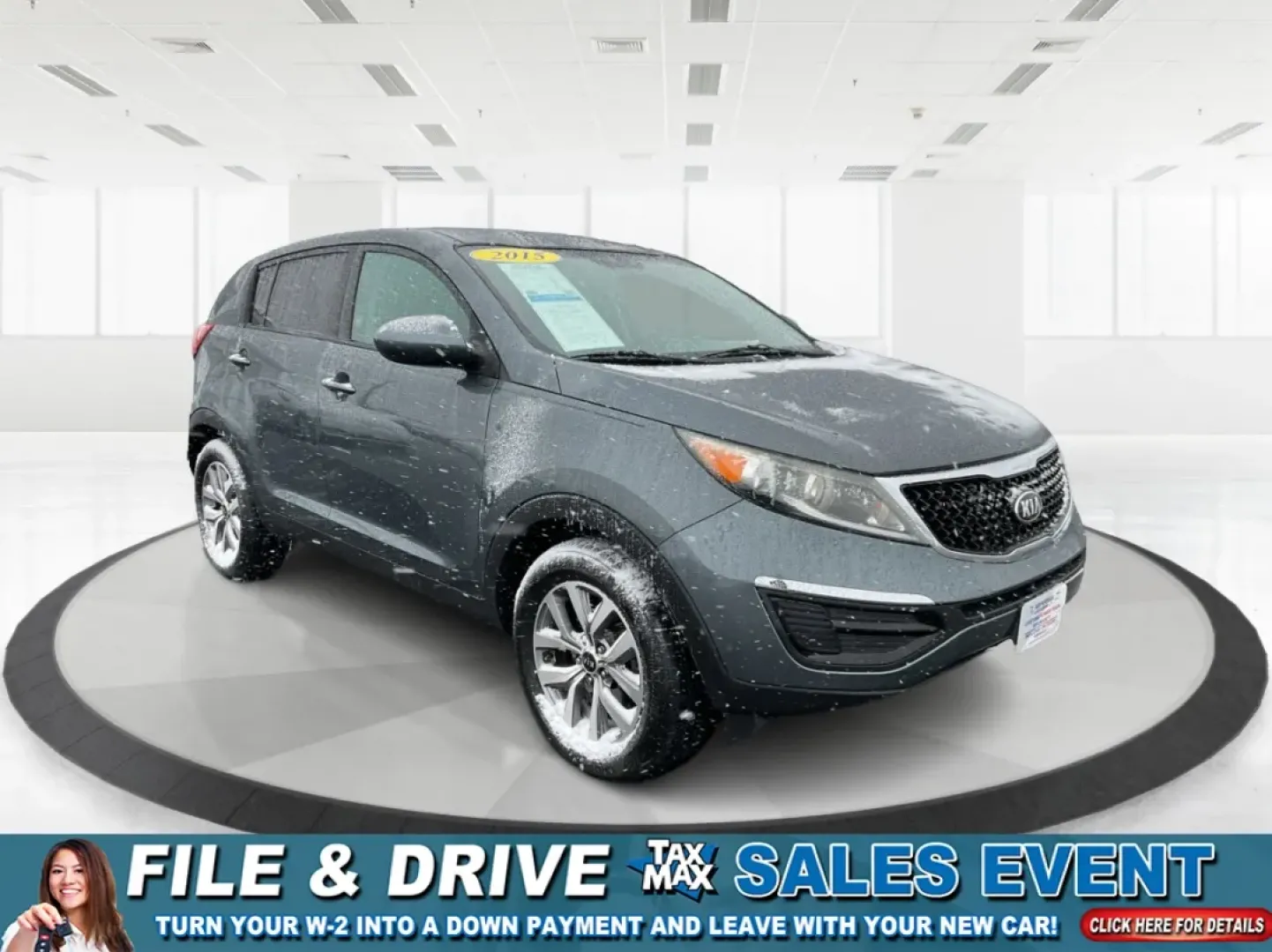2015 Kia Sportage LX (KNDPB3AC8F7) with an Other engine, located at 880 E. National Road, Vandalia, OH, 45377, (937) 908-9800, 39.891918, -84.183594 - **Adventure Awaits: Discover the 2015 Kia Sportage LX at Advantage Car and Credit!**<br /> <br /> Are you ready to enhance your lifestyle with a vehicle that's perfect for weekend getaways or daily commutes? At Advantage Car and Credit in New Carlisle, OH, we're excited to introduce you to the 2015 - Photo#0