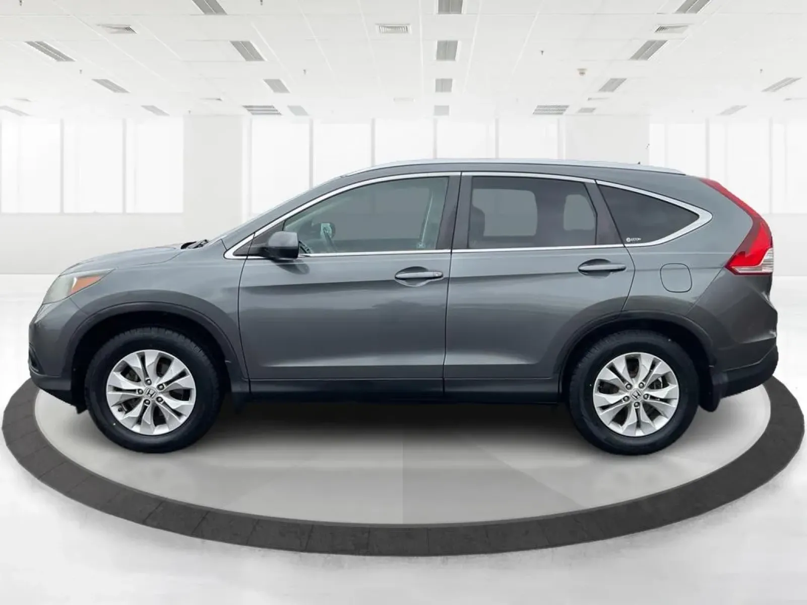 2012 Honda CR-V EX-L 4WD 5-Speed AT (2HKRM3H75CH) with an Other engine, located at 1951 S Dayton Lakeview Rd., New Carlisle, OH, 45344, (937) 908-9800, 39.890999, -84.050255 - Are you ready to elevate your adventures and daily commutes with a reliable vehicle? The 2012 Honda CR-V EX-L is perfect for individuals and families alike, offering a comfortable ride with ample space and versatile features. Whether you're navigating the bustling streets of Fairborn, OH, or heading - Photo#5