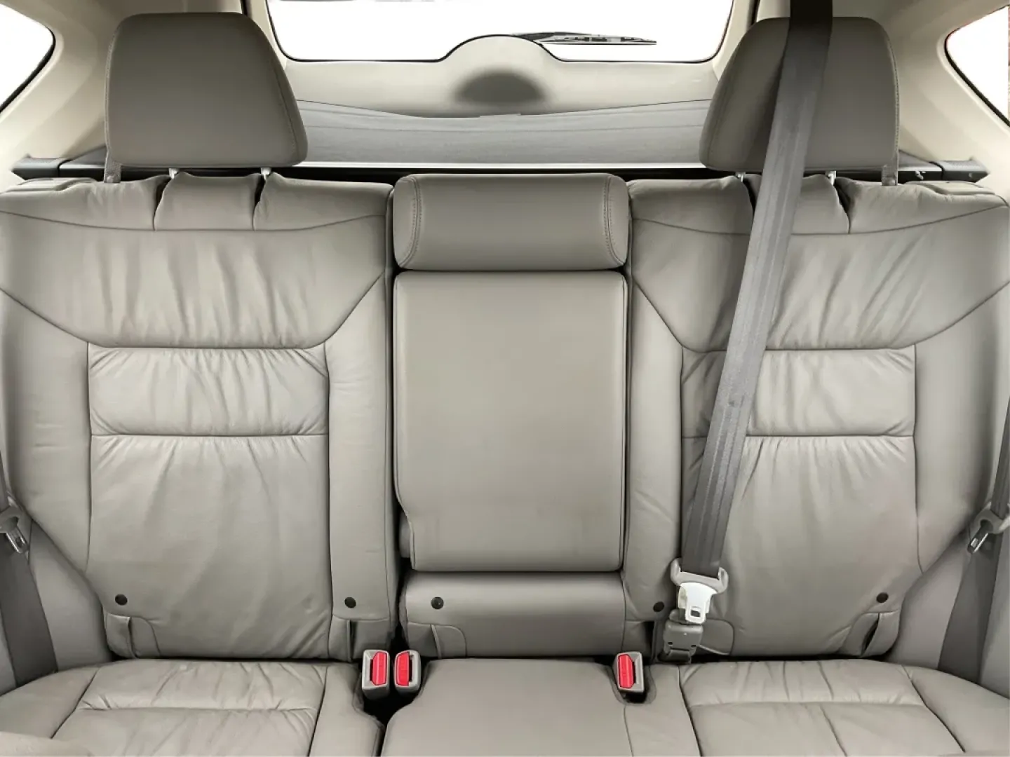 2012 Honda CR-V EX-L 4WD 5-Speed AT (2HKRM3H75CH) with an Other engine, located at 1099 N County Rd 25A , Troy, OH, 45373, (937) 908-9800, 40.057079, -84.212883 - Are you ready to elevate your adventures and daily commutes with a reliable vehicle? The 2012 Honda CR-V EX-L is perfect for individuals and families alike, offering a comfortable ride with ample space and versatile features. Whether you're navigating the bustling streets of Fairborn, OH, or heading - Photo#13