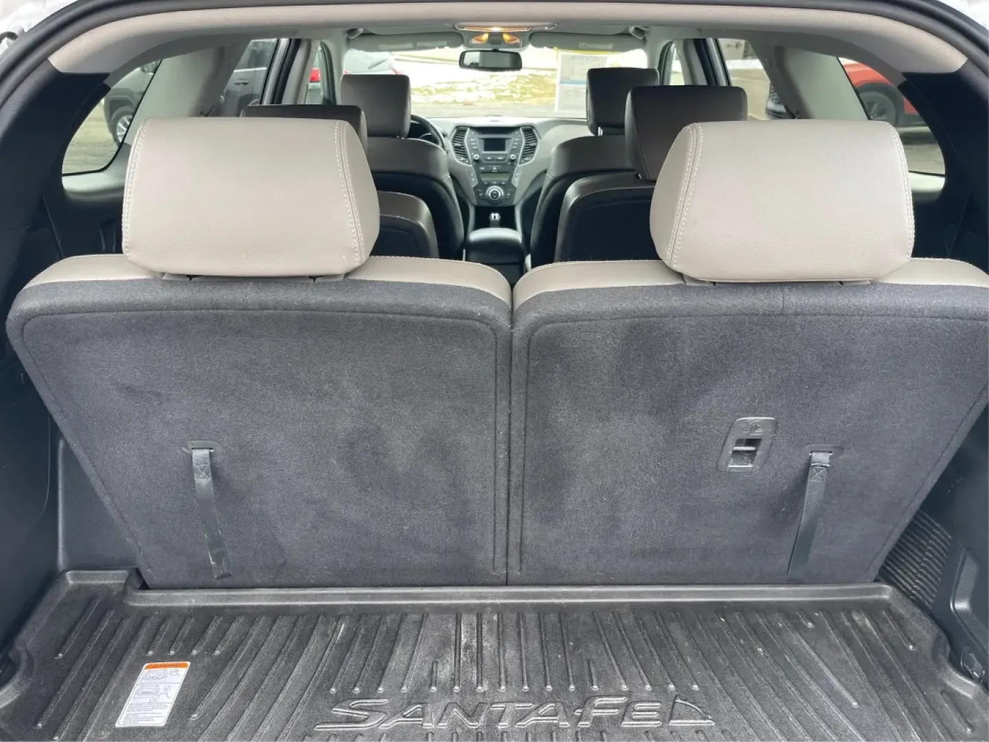 2014 Hyundai Santa Fe Limited (KM8SNDHF0EU) with an Lambda II 3.3L V-6 gasoline direct injection engine, located at 1099 N County Rd 25A , Troy, OH, 45373, (937) 908-9800, 40.057079, -84.212883 - **Rediscover Adventures with the 2014 Hyundai Santa Fe Limited Perfect for Families and Explorers Alike!**<br /> <br /> Are you searching for a reliable and spacious SUV that can accommodate your growing family or be the perfect companion for weekend getaways? Look no further than this stunning 201 - Photo#12