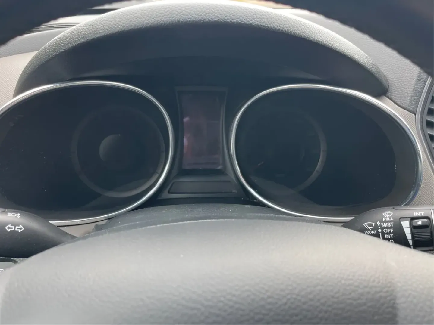 2014 Hyundai Santa Fe Limited (KM8SNDHF0EU) with an Lambda II 3.3L V-6 gasoline direct injection engine, located at 1099 N County Rd 25A , Troy, OH, 45373, (937) 908-9800, 40.057079, -84.212883 - **Rediscover Adventures with the 2014 Hyundai Santa Fe Limited Perfect for Families and Explorers Alike!**<br /> <br /> Are you searching for a reliable and spacious SUV that can accommodate your growing family or be the perfect companion for weekend getaways? Look no further than this stunning 201 - Photo#15