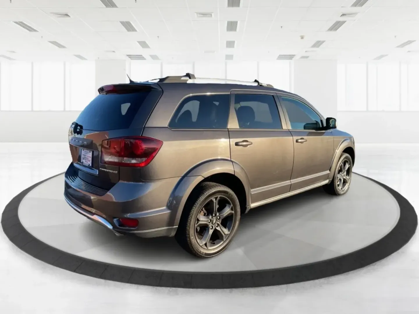 2018 Dodge Journey Crossroad AWD (3C4PDDGG8JT) with an Pentastar 3.6L V-6 DOHC engine, located at 1099 N County Rd 25A , Troy, OH, 45373, (937) 908-9800, 40.057079, -84.212883 - **Discover Your Next Adventure with the 2018 Dodge Journey Crossroad AWD at Advantage Car and Credit!**<br /> <br /> Are you ready to elevate your family's weekend getaways or conquer your daily commute with style and confidence? The 2018 Dodge Journey Crossroad AWD is the perfect vehicle for those - Photo#2