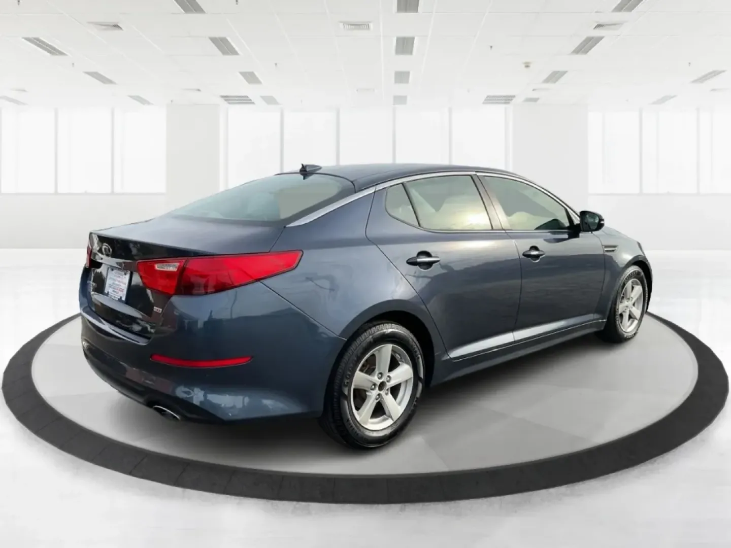 2015 Kia Optima LX (5XXGM4A77FG) with an Theta II 2.4L I-4 gasoline direct injection engine, located at 1099 N County Rd 25A , Troy, OH, 45373, (937) 908-9800, 40.057079, -84.212883 - Are you seeking a reliable and stylish vehicle that's perfect for your daily commute or weekend getaways? Look no further than this outstanding 2015 Kia Optima LX, available now at Advantage Car and Credit in Piqua, OH! This sleek sedan combines functionality and comfort, making it an ideal choice f - Photo#2
