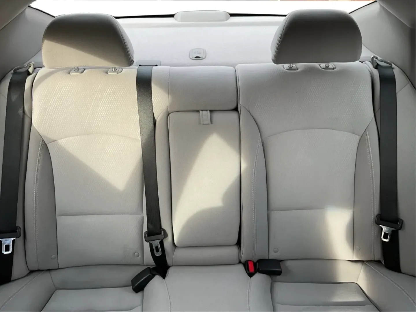 2015 Kia Optima LX (5XXGM4A77FG) with an Theta II 2.4L I-4 gasoline direct injection engine, located at 1099 N County Rd 25A , Troy, OH, 45373, (937) 908-9800, 40.057079, -84.212883 - Are you seeking a reliable and stylish vehicle that's perfect for your daily commute or weekend getaways? Look no further than this outstanding 2015 Kia Optima LX, available now at Advantage Car and Credit in Piqua, OH! This sleek sedan combines functionality and comfort, making it an ideal choice f - Photo#14